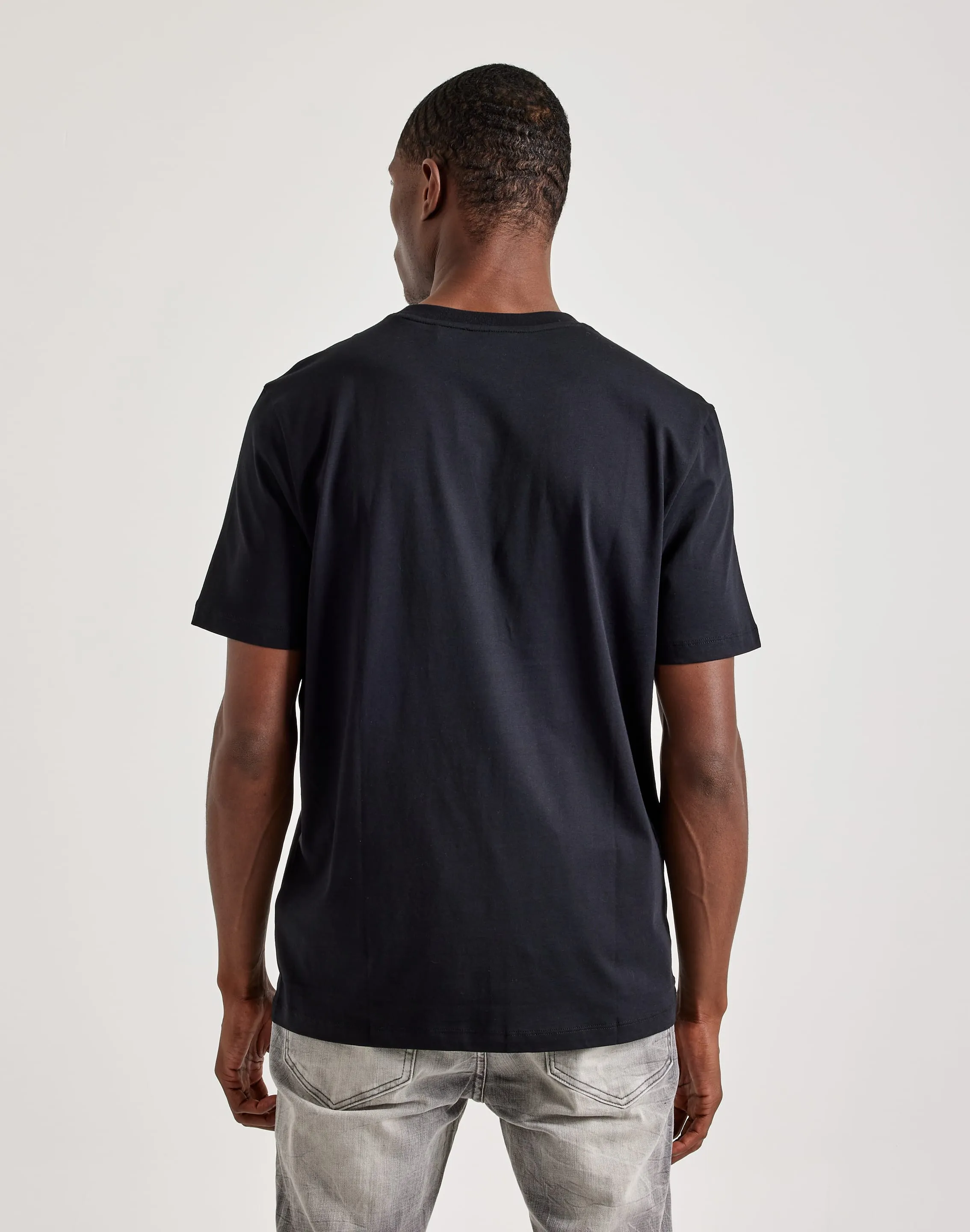 Hugo Dikobra Tee