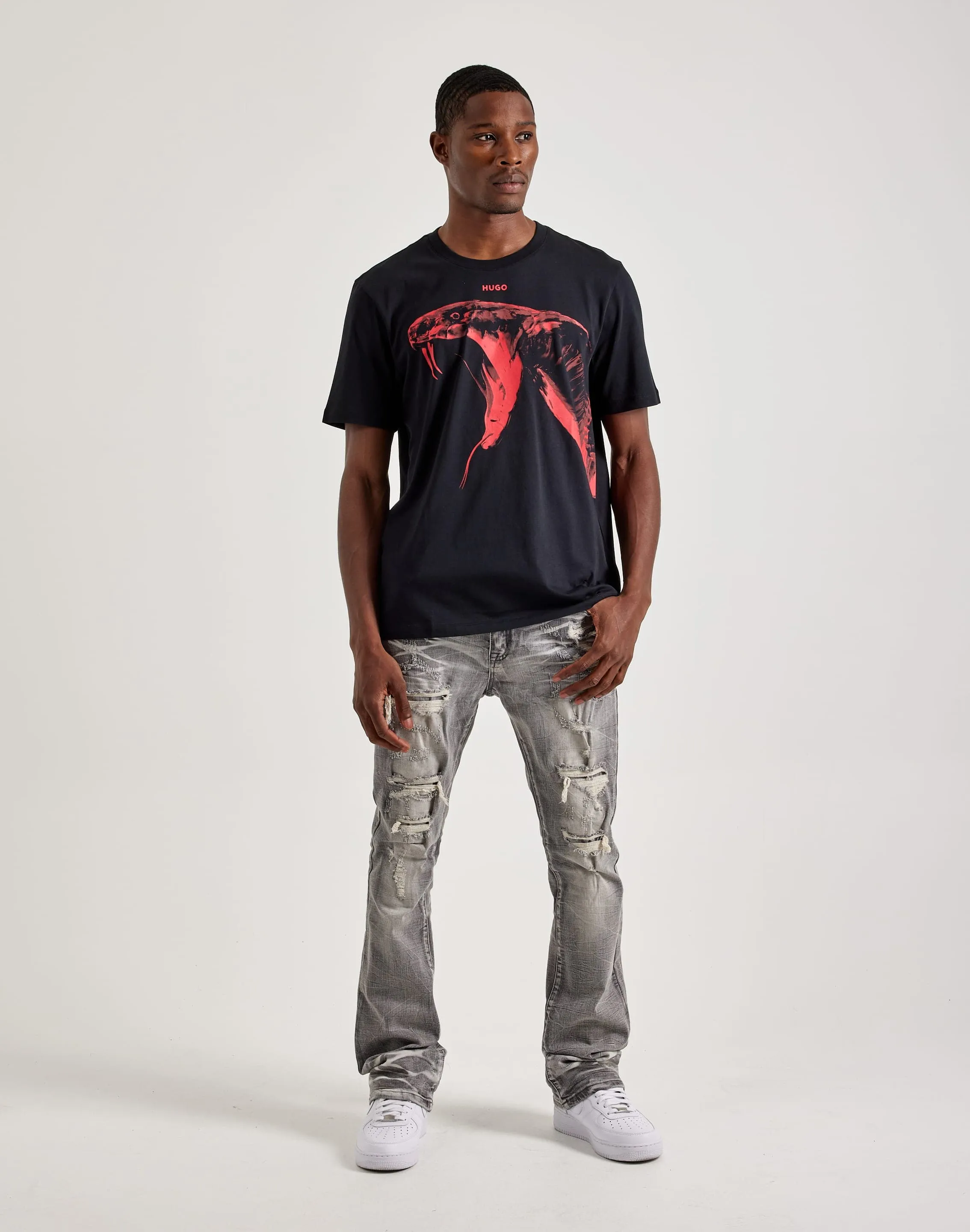 Hugo Dikobra Tee