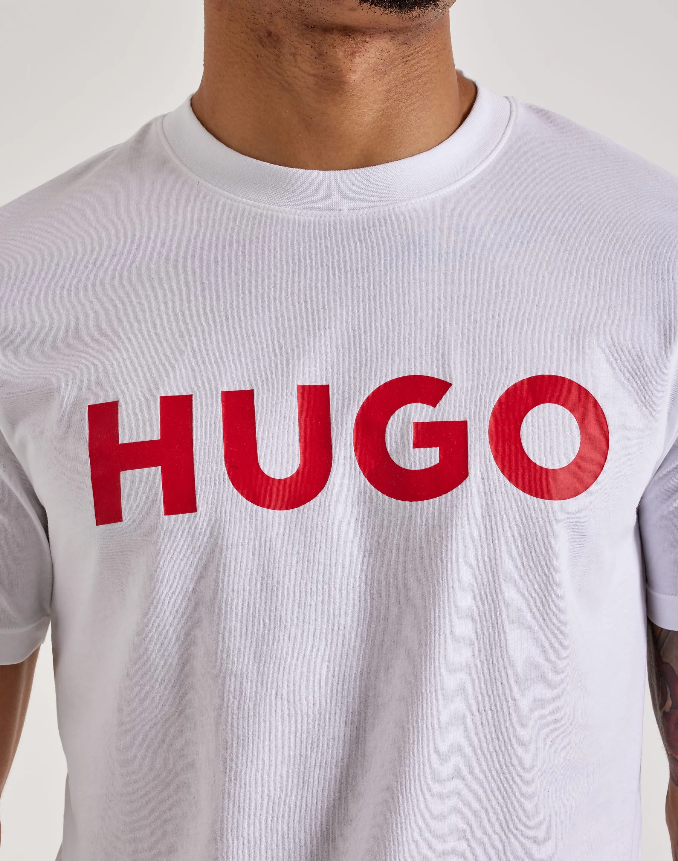 Hugo Dulivio Tee