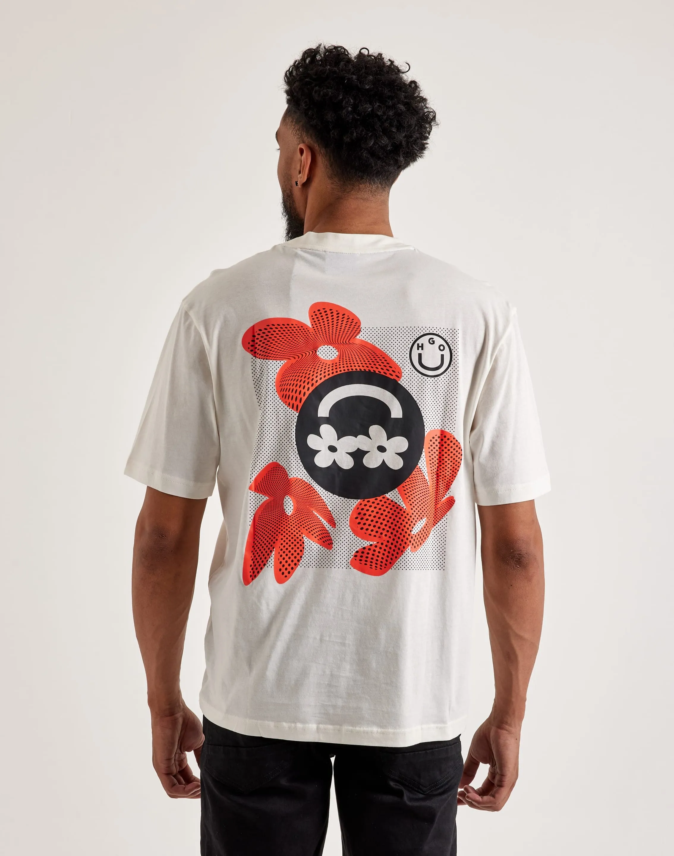 Hugo Smiley Tee