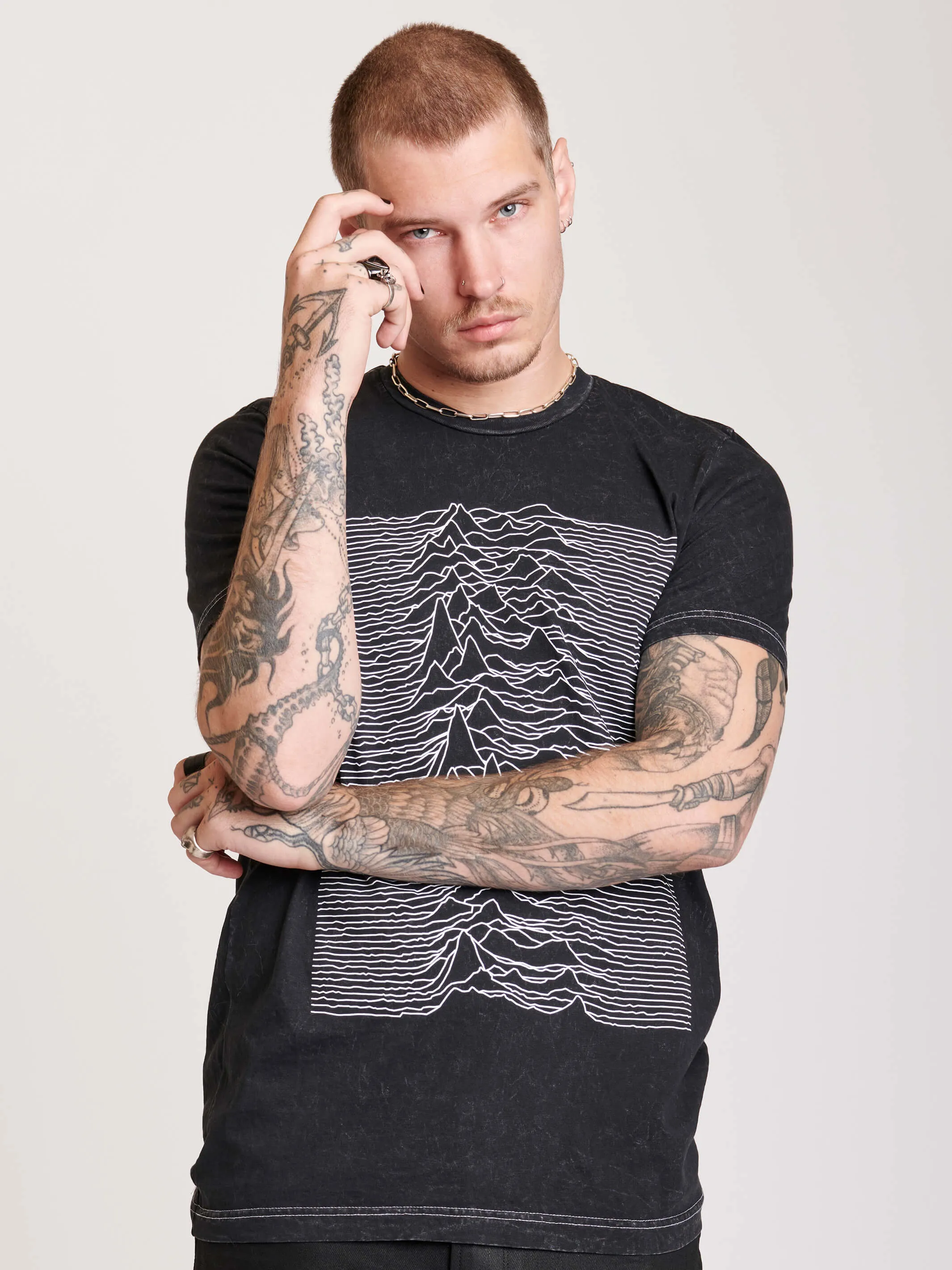 Mineral Wash Unknown Pleasures T-shirt