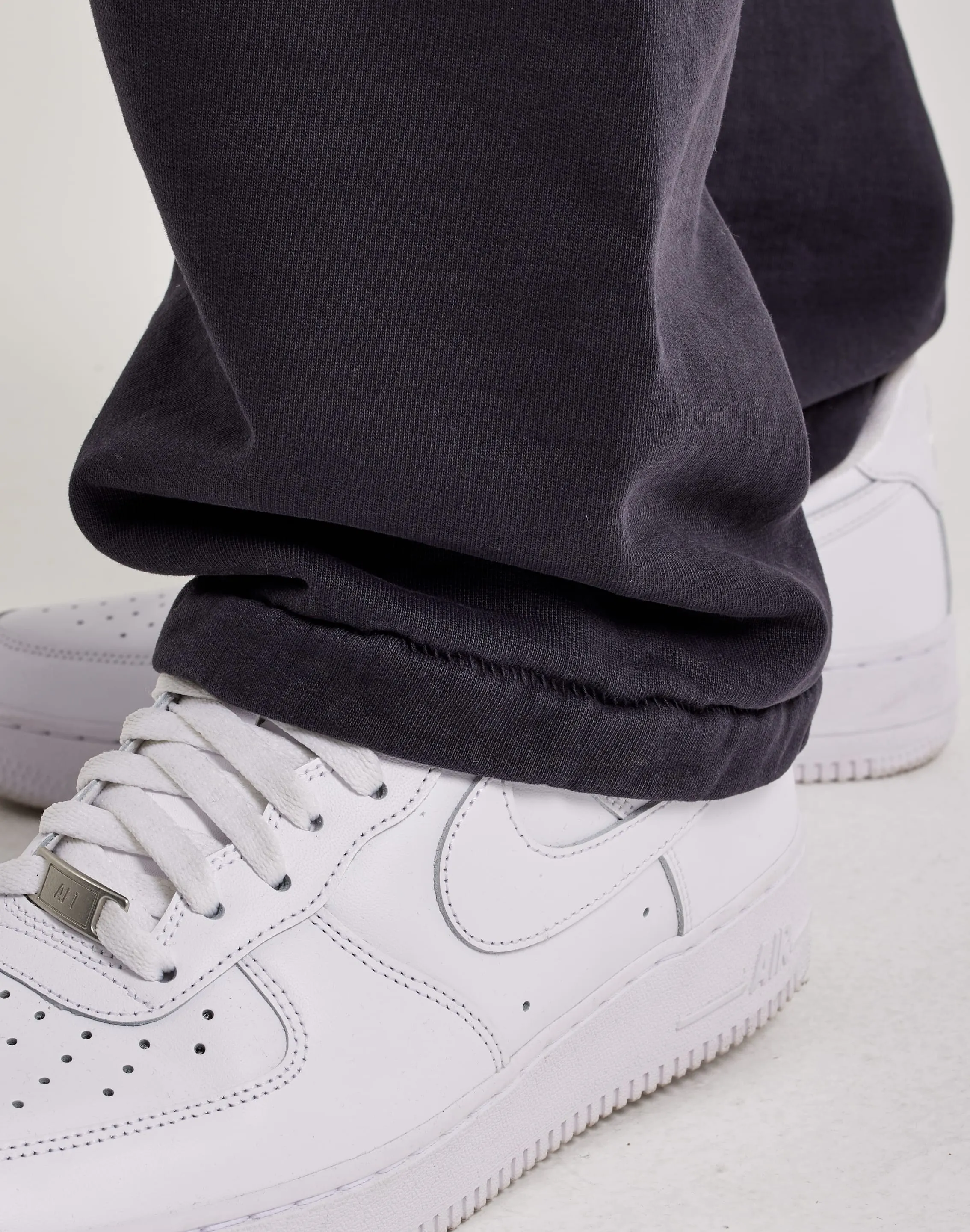 MNML Heavy Relaxed Everyday Sweatpants
