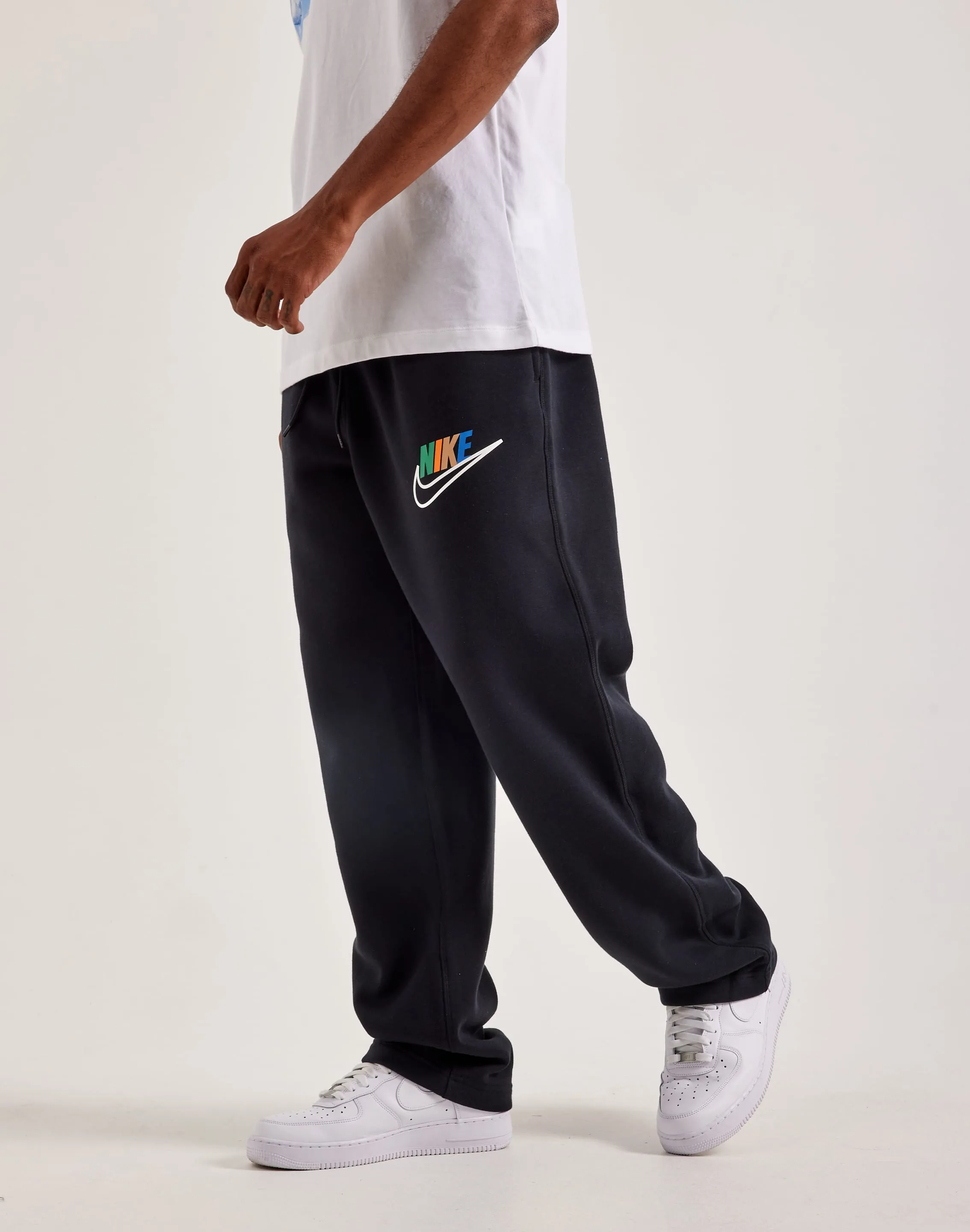 Nike Club Fleece Open-Hem Pants