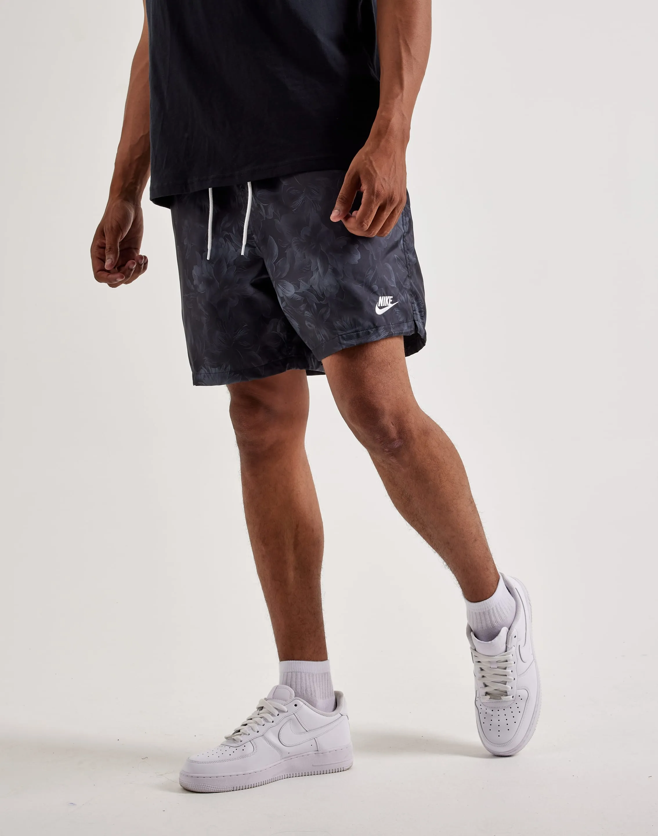 Nike Club Flow Shorts