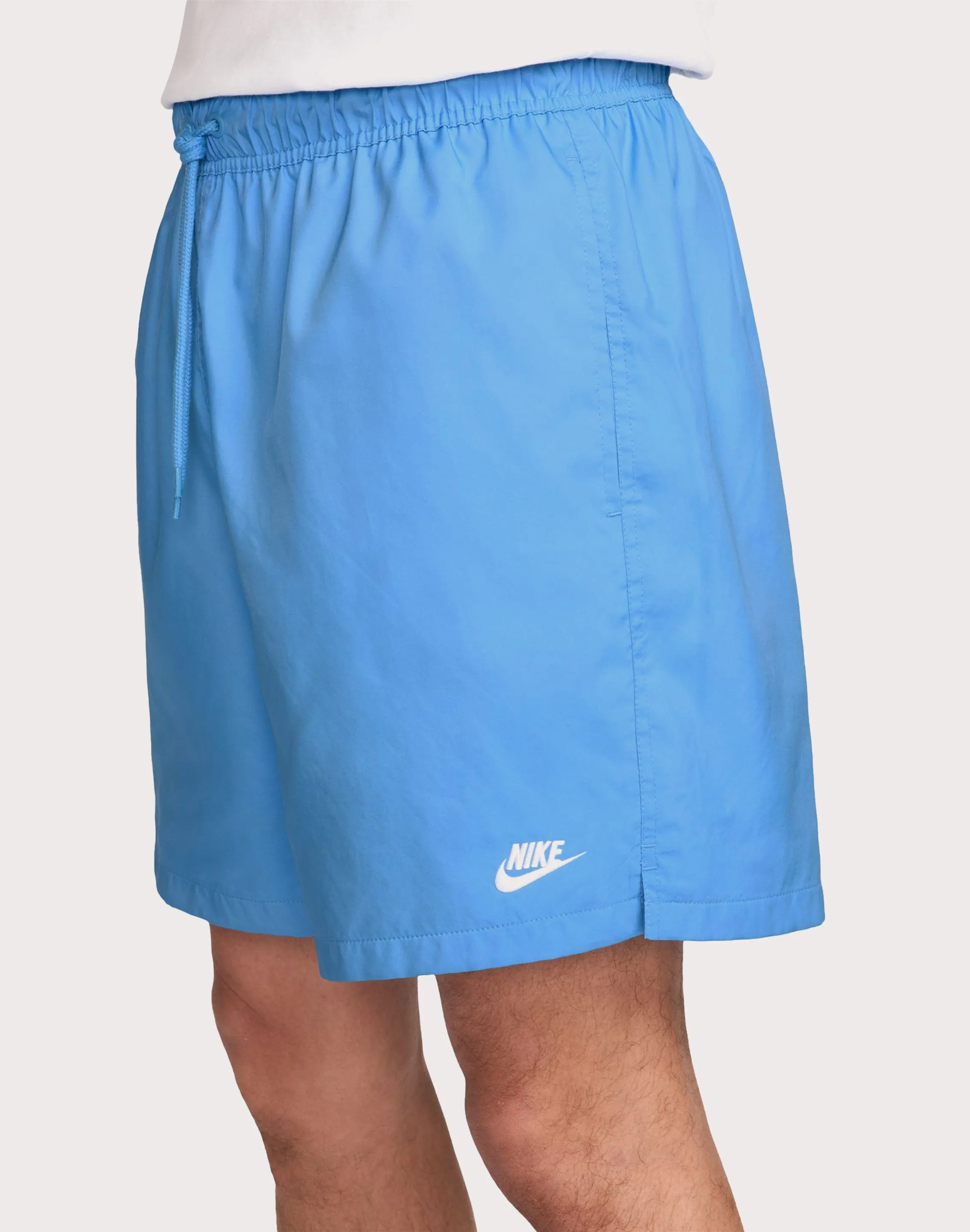 Nike Club Flow Woven Shorts