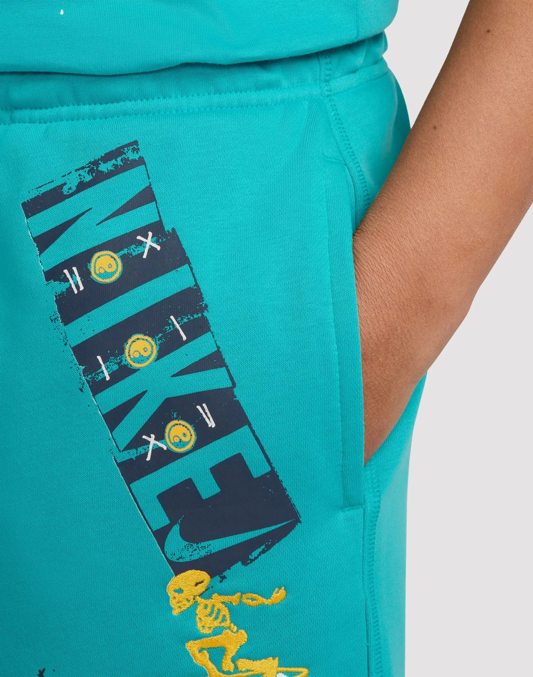 Nike Club French Terry Flow Shorts