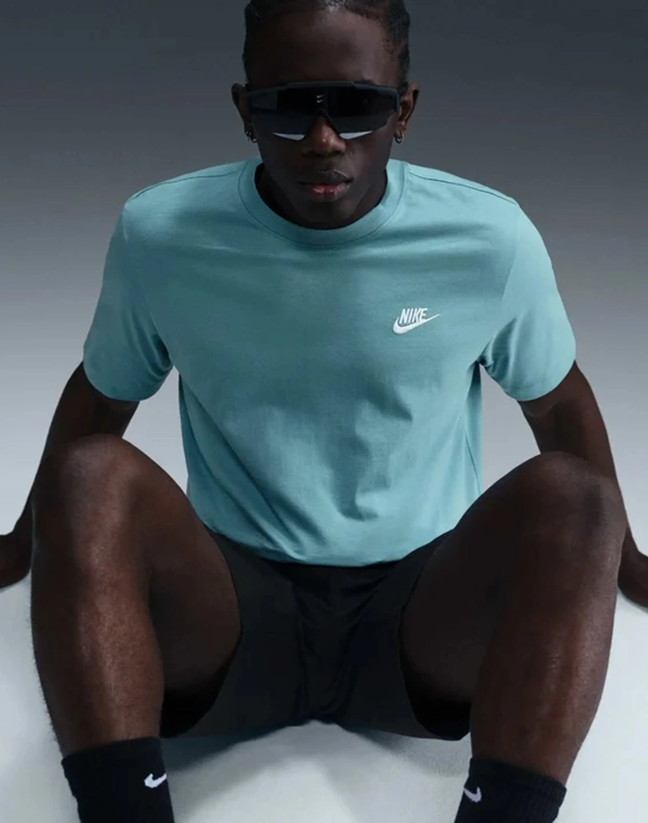 Nike Club Tee