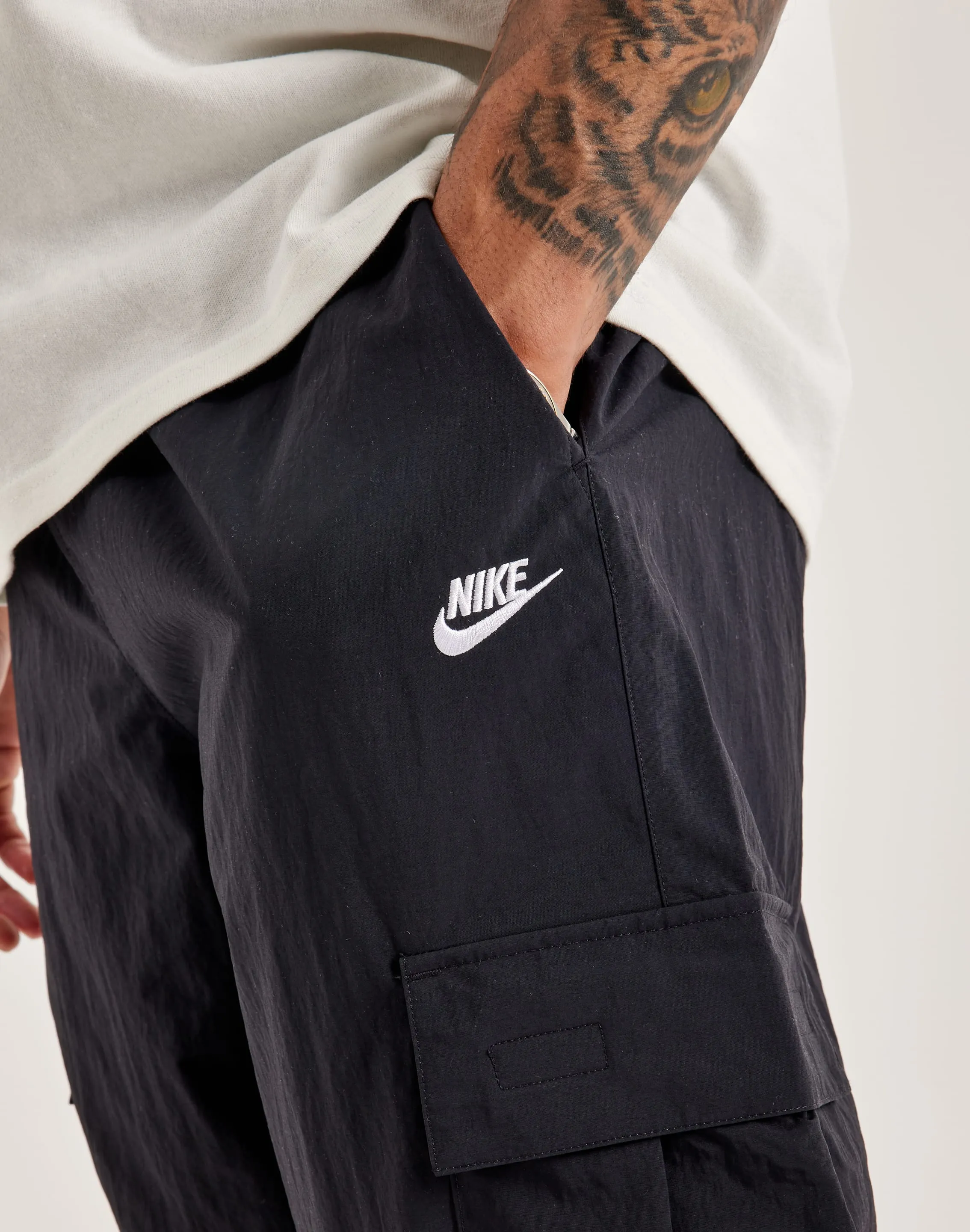 Nike Club Woven Cargo Pants