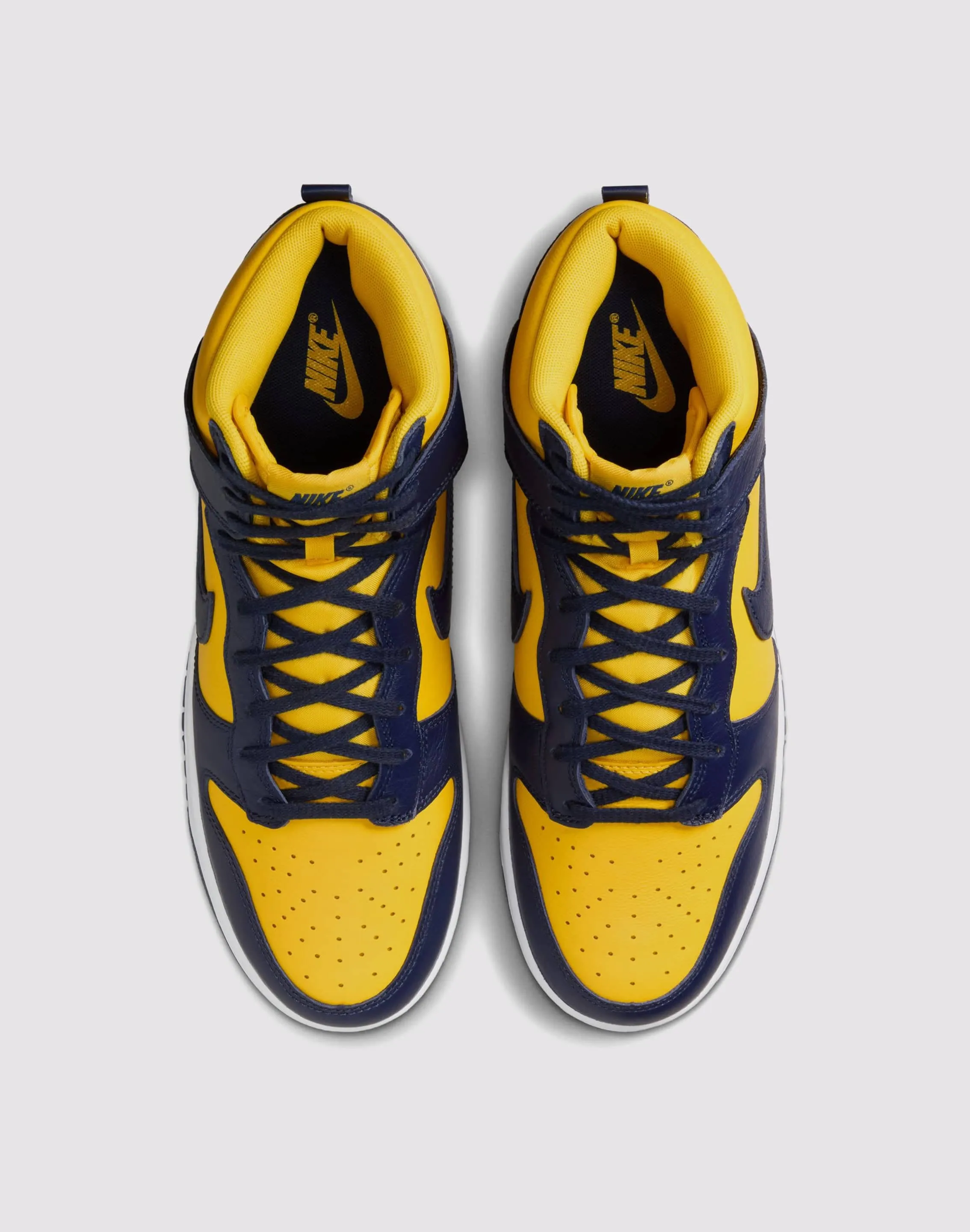 Nike Dunk High Retro SE Michigan??"<p>You can always count on a classic. With an unmatched range of colorways