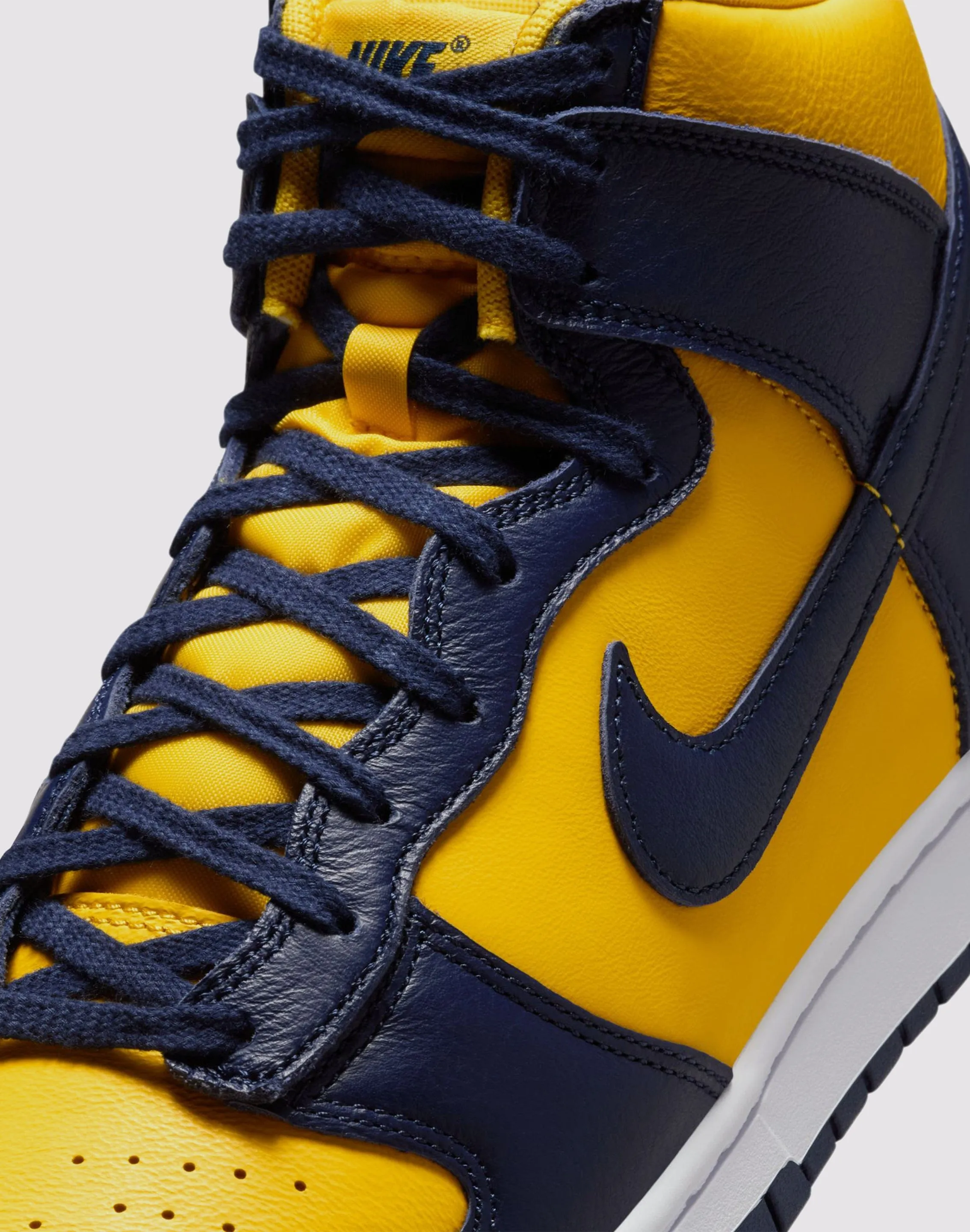 Nike Dunk High Retro SE Michigan??"<p>You can always count on a classic. With an unmatched range of colorways