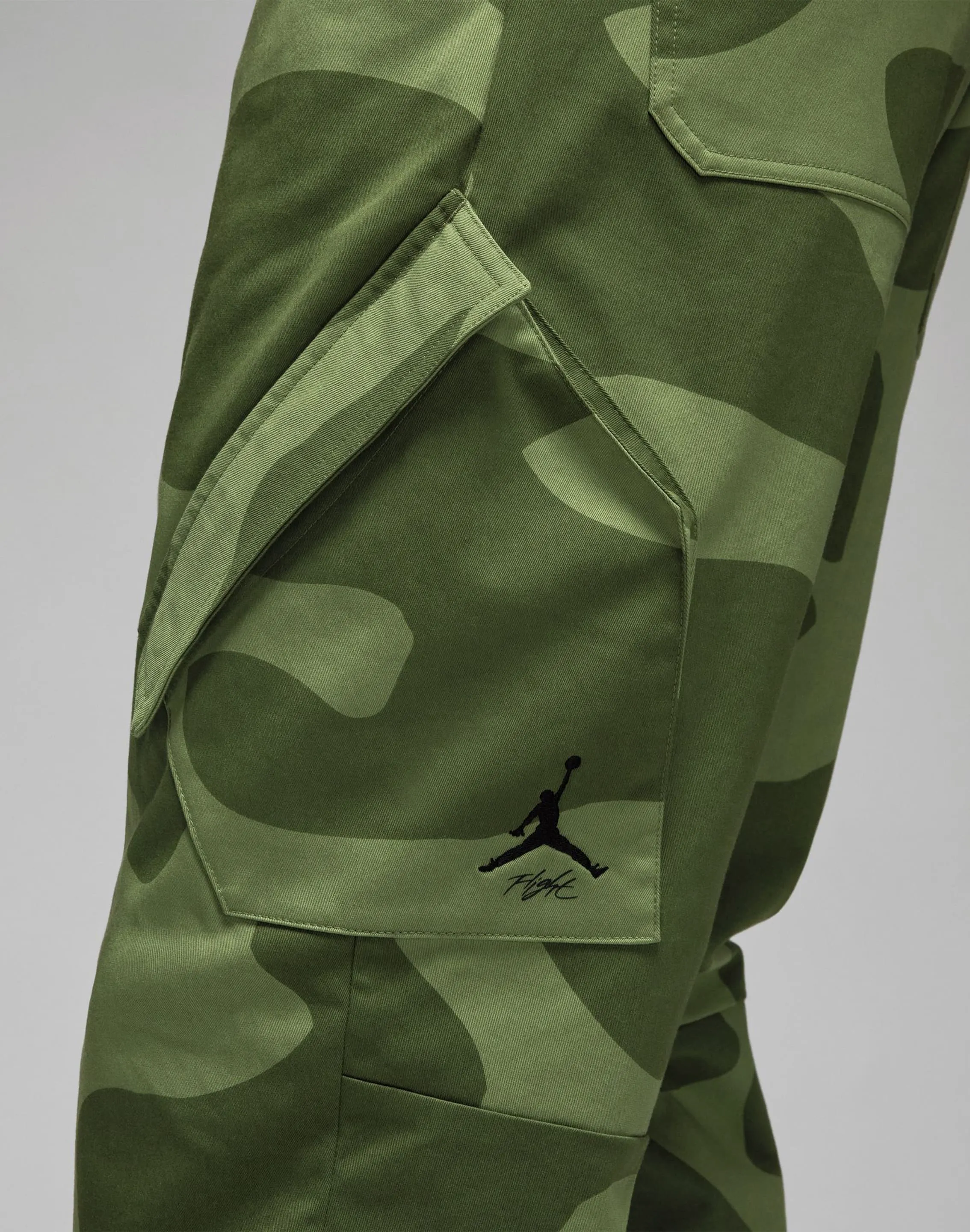 Nike Essentials Chicago Statements Pants