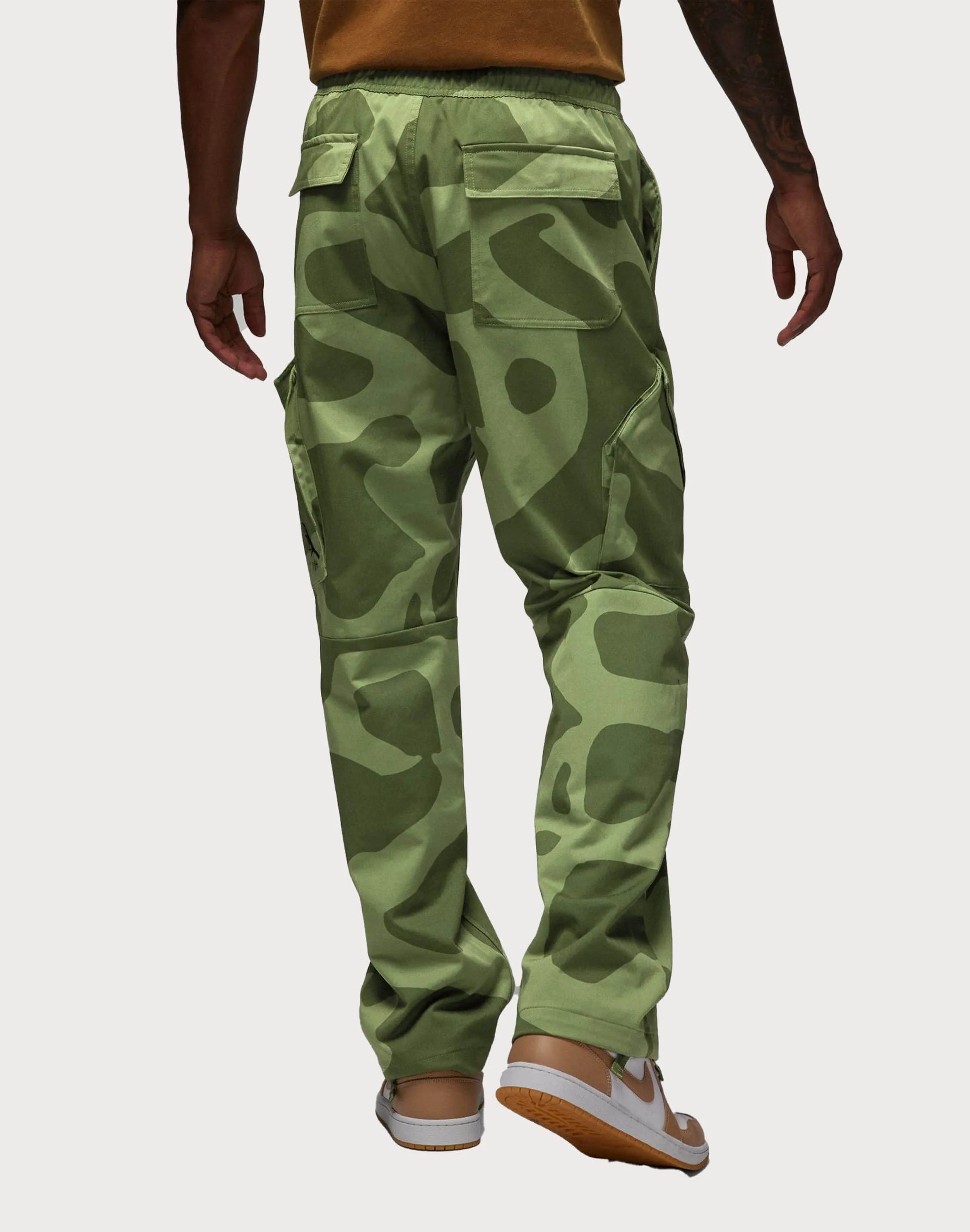 Nike Essentials Chicago Statements Pants