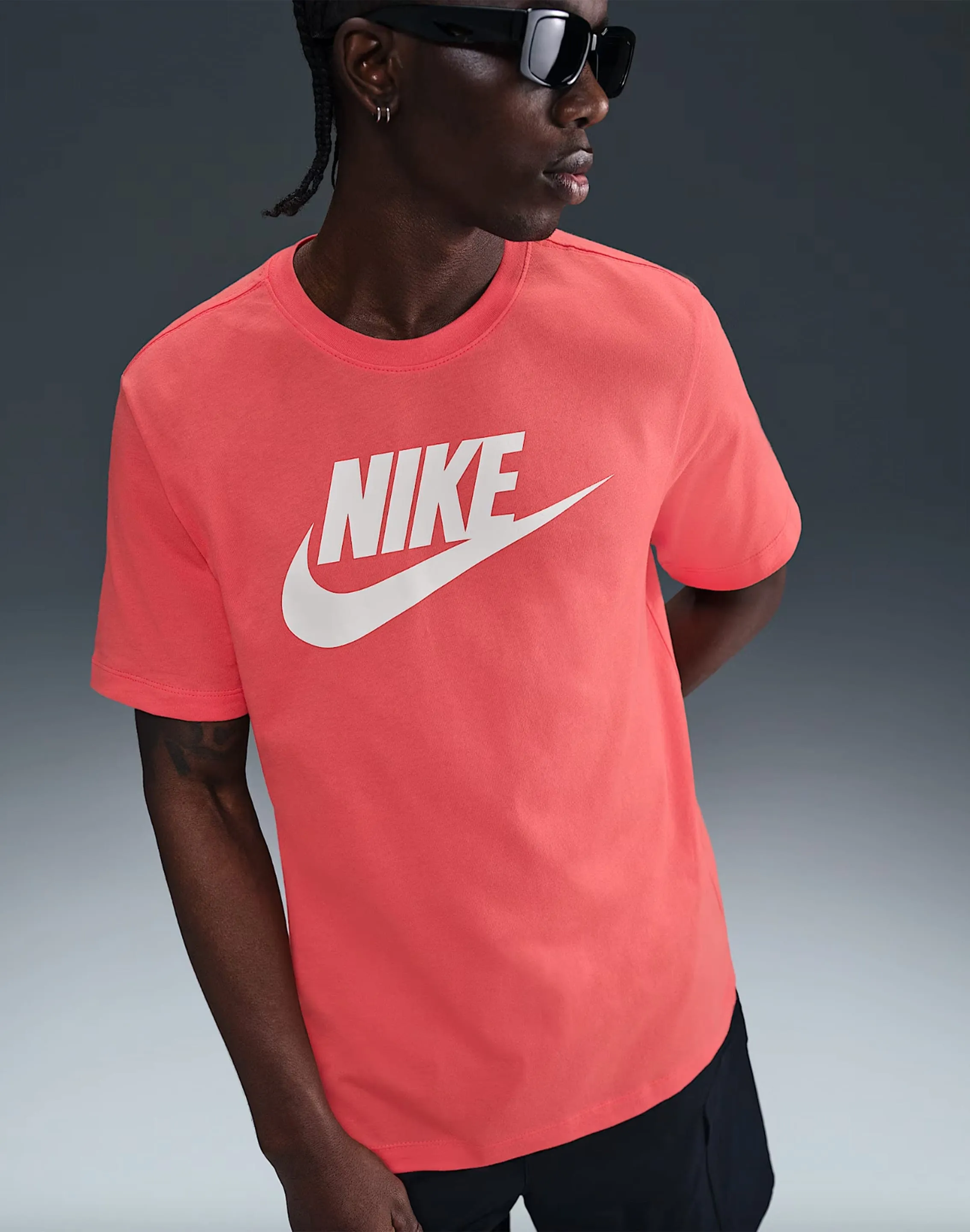 Nike Icon Futura Tee