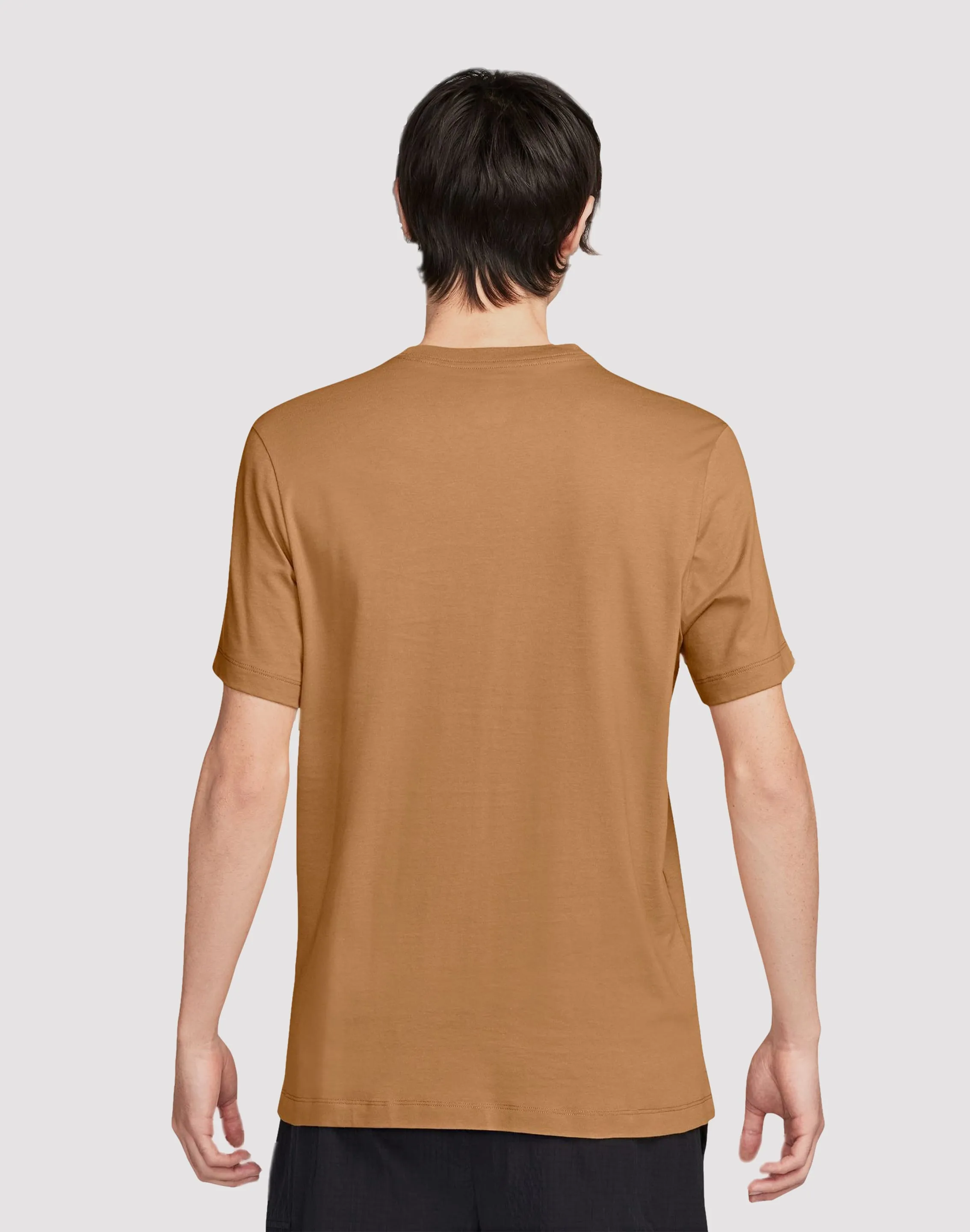 Nike Nike Sportswear Club Men's Beige Tee