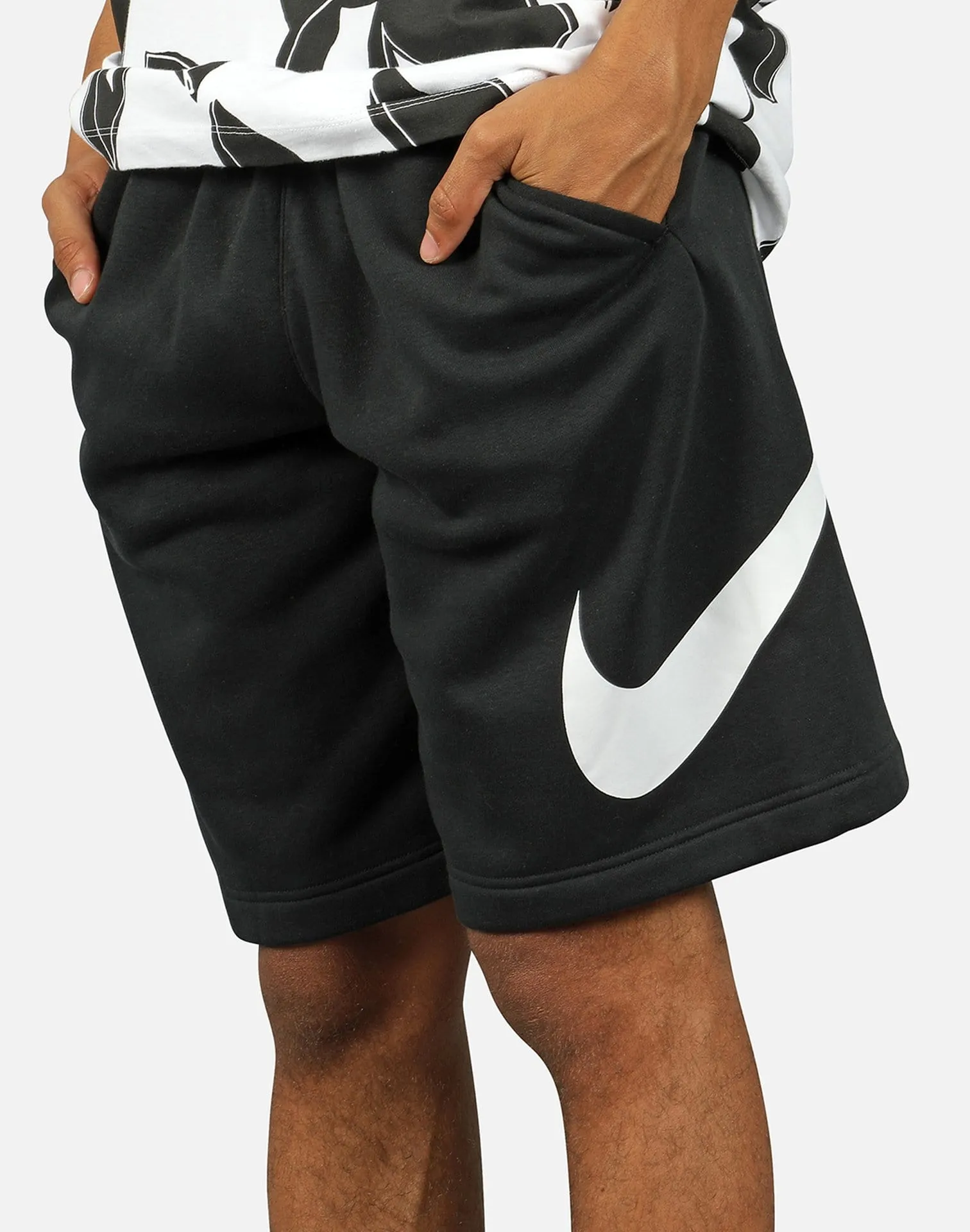 Nike Nsw Club Graphic Shorts