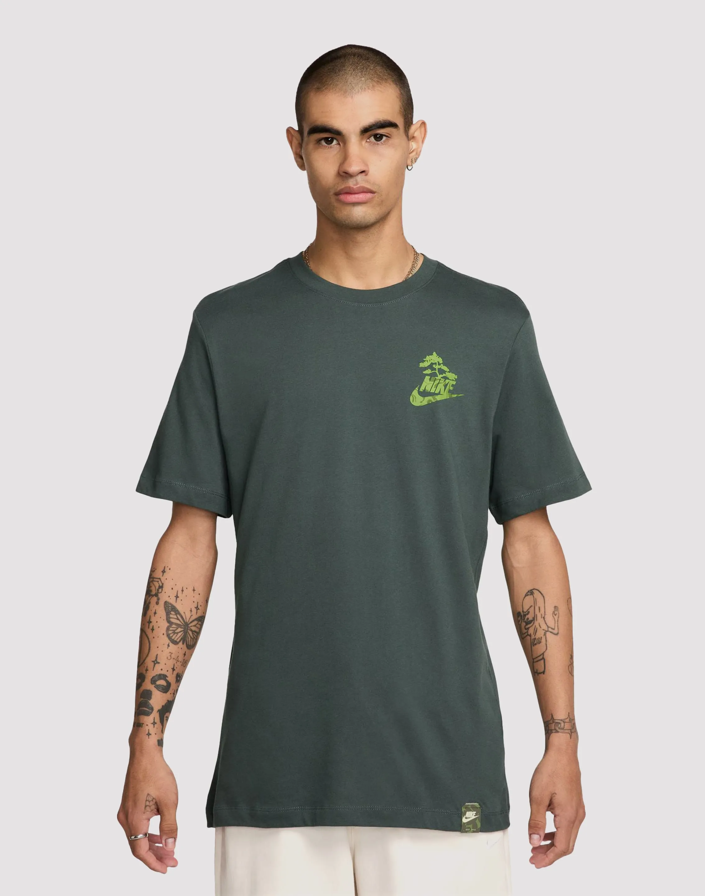 Nike Sportswear Club Green Tee