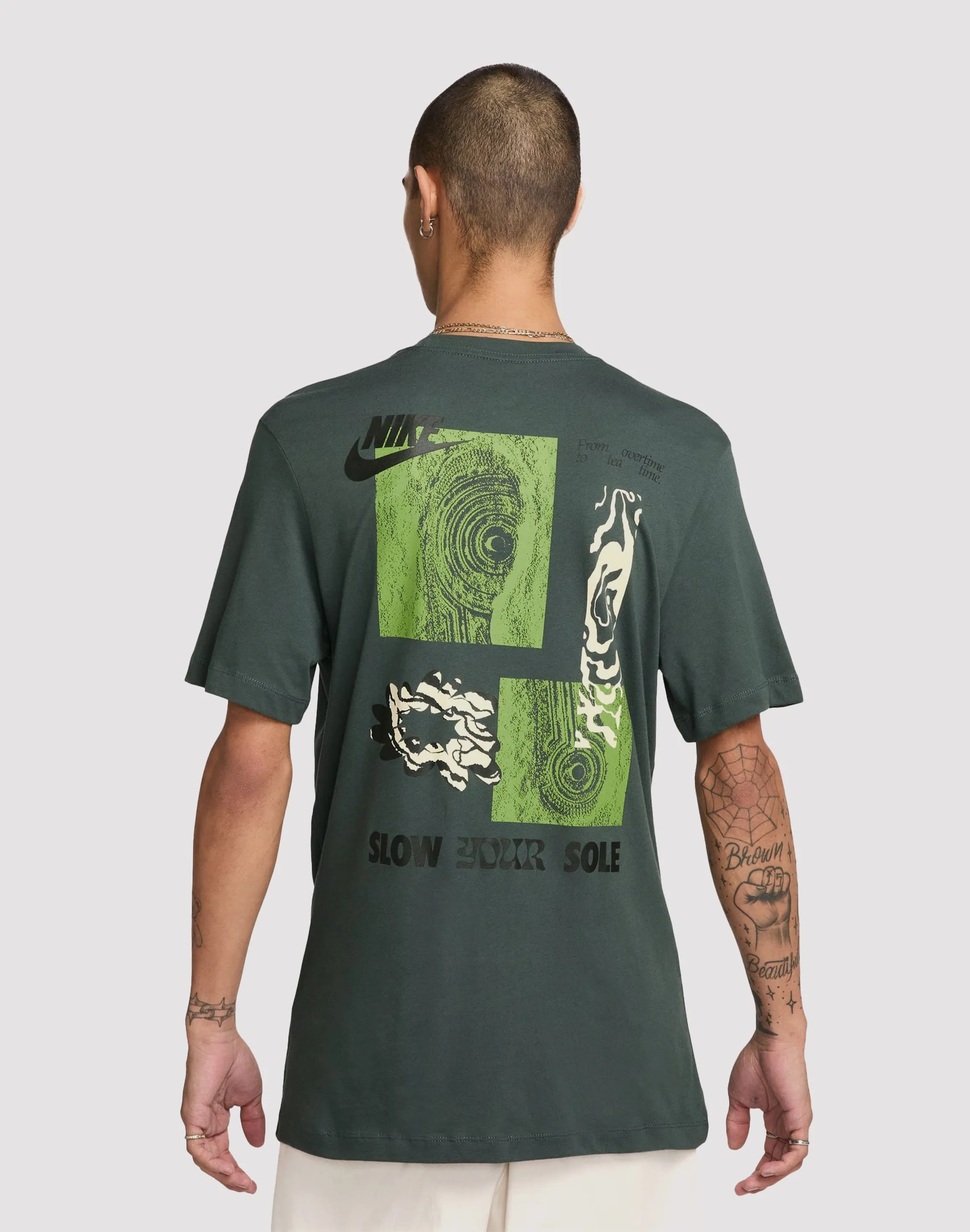 Nike Sportswear Club Green Tee