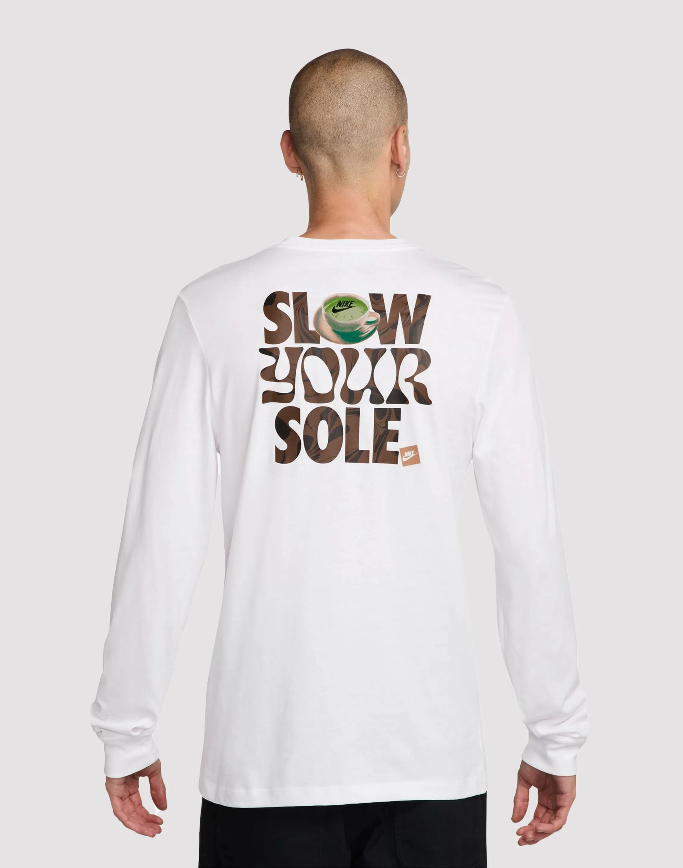 Nike Sportswear Club Long-Sleeve Tee