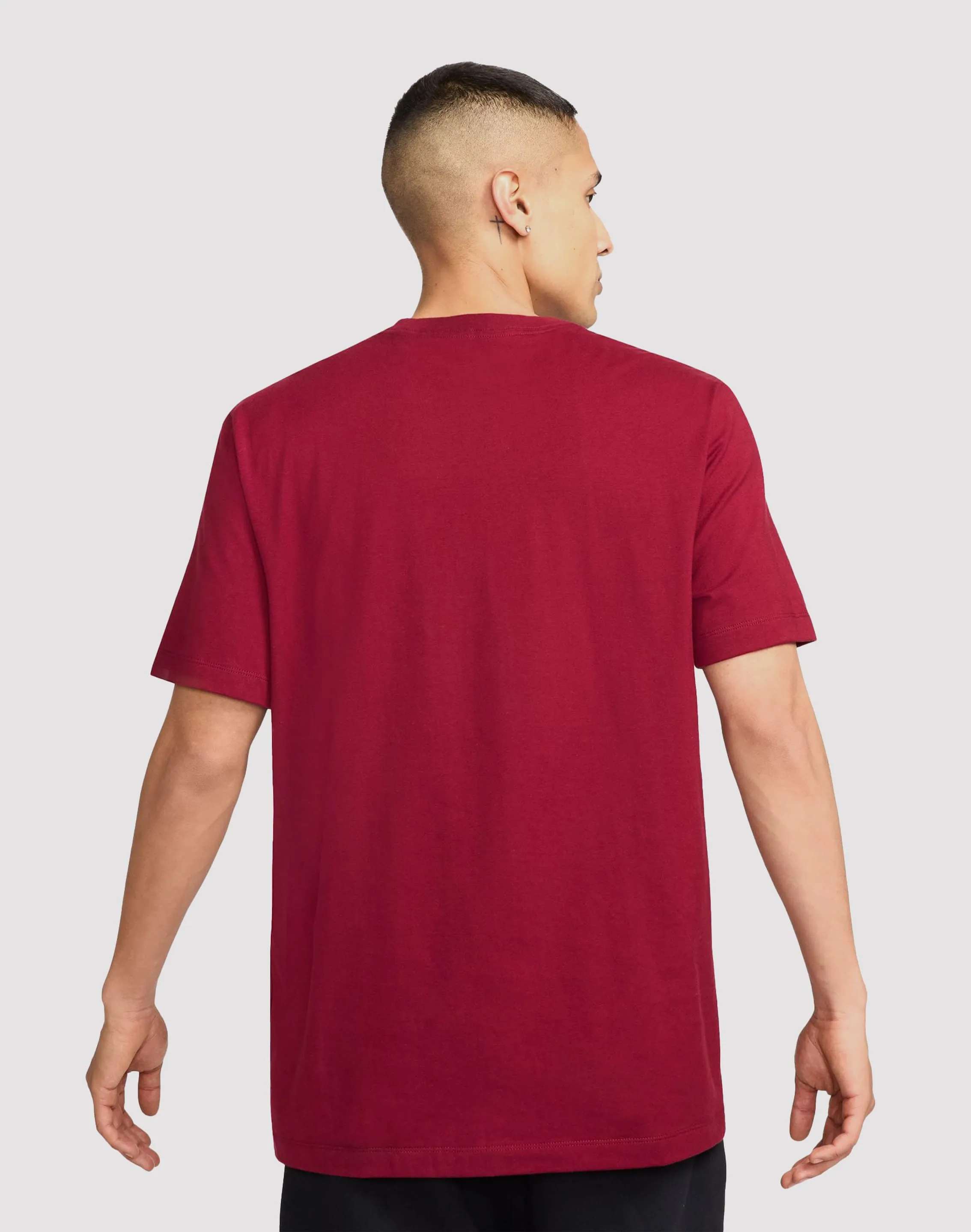 Nike Sportswear Club Red Tee