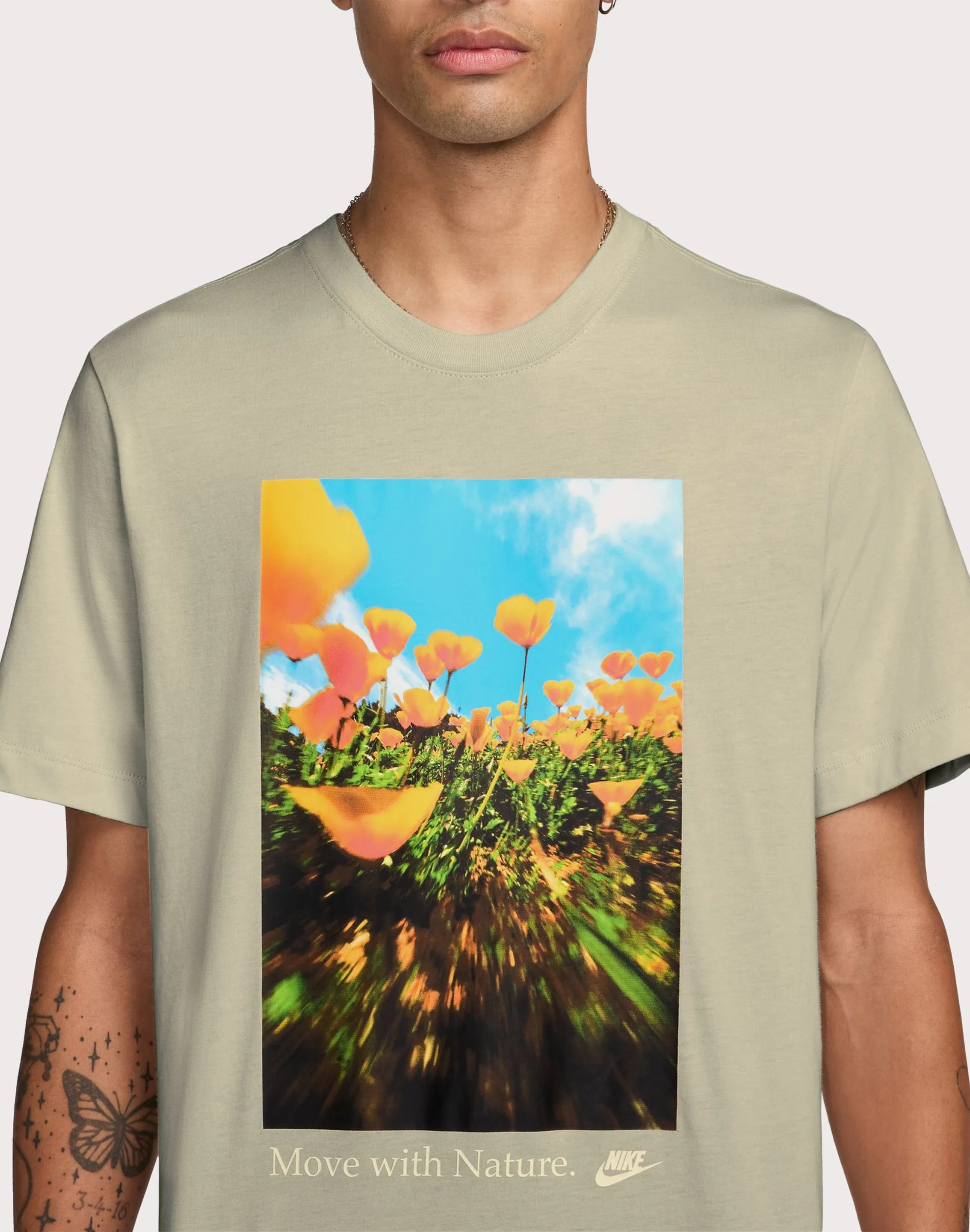 Nike Sportswear Flower Photo Tee