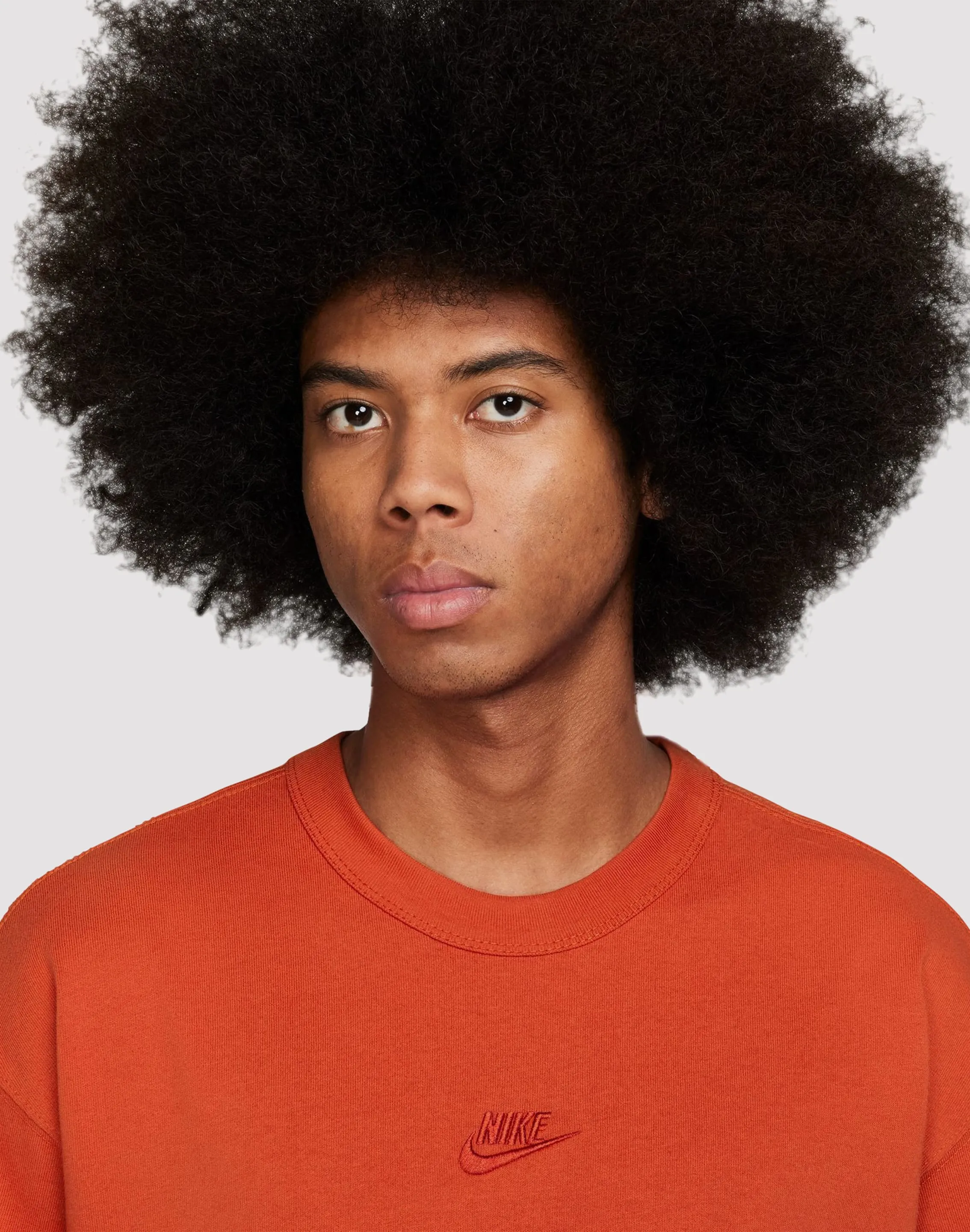Nike Sportswear Premium Essentials Red Tee