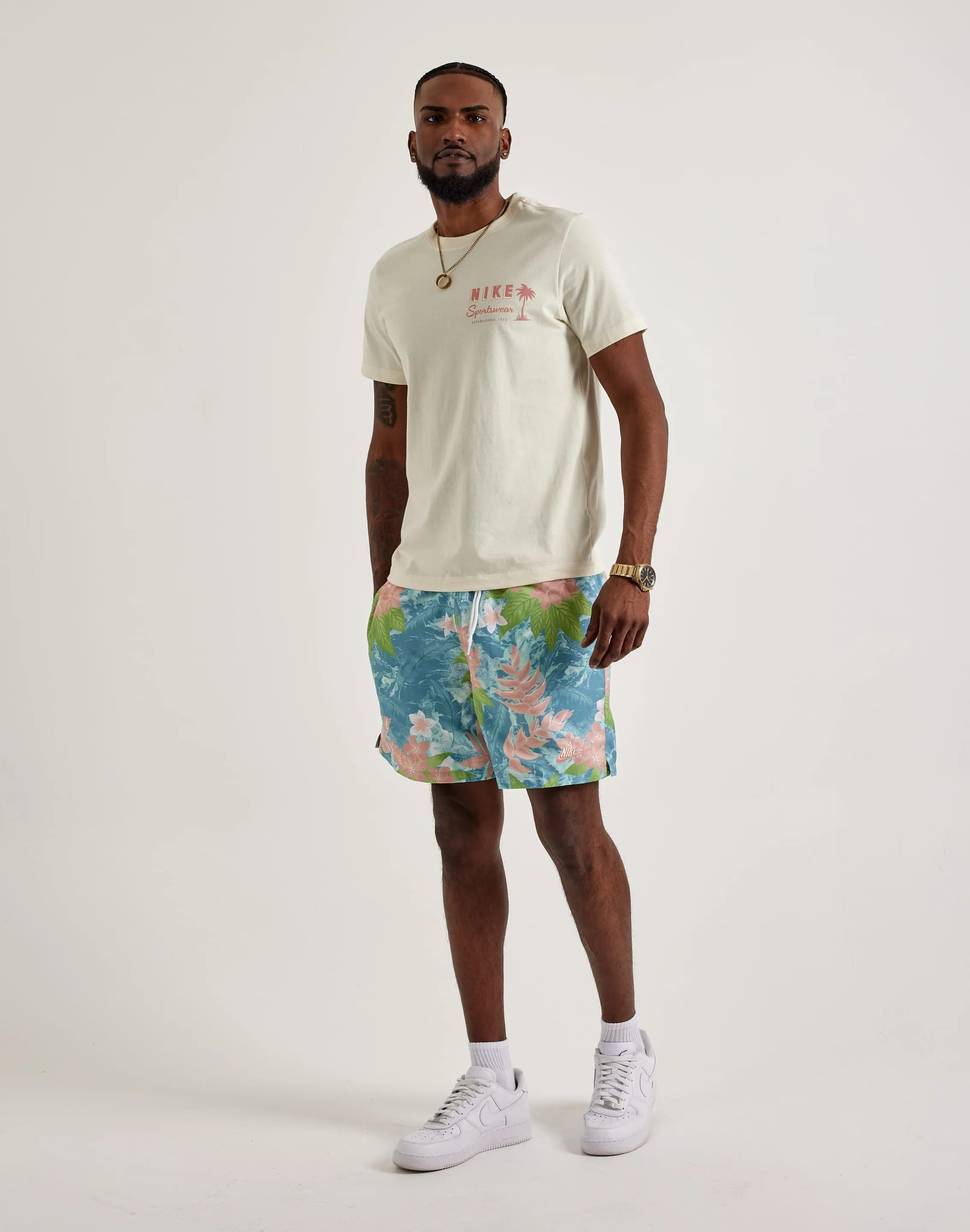 Nike Sportswear Tee