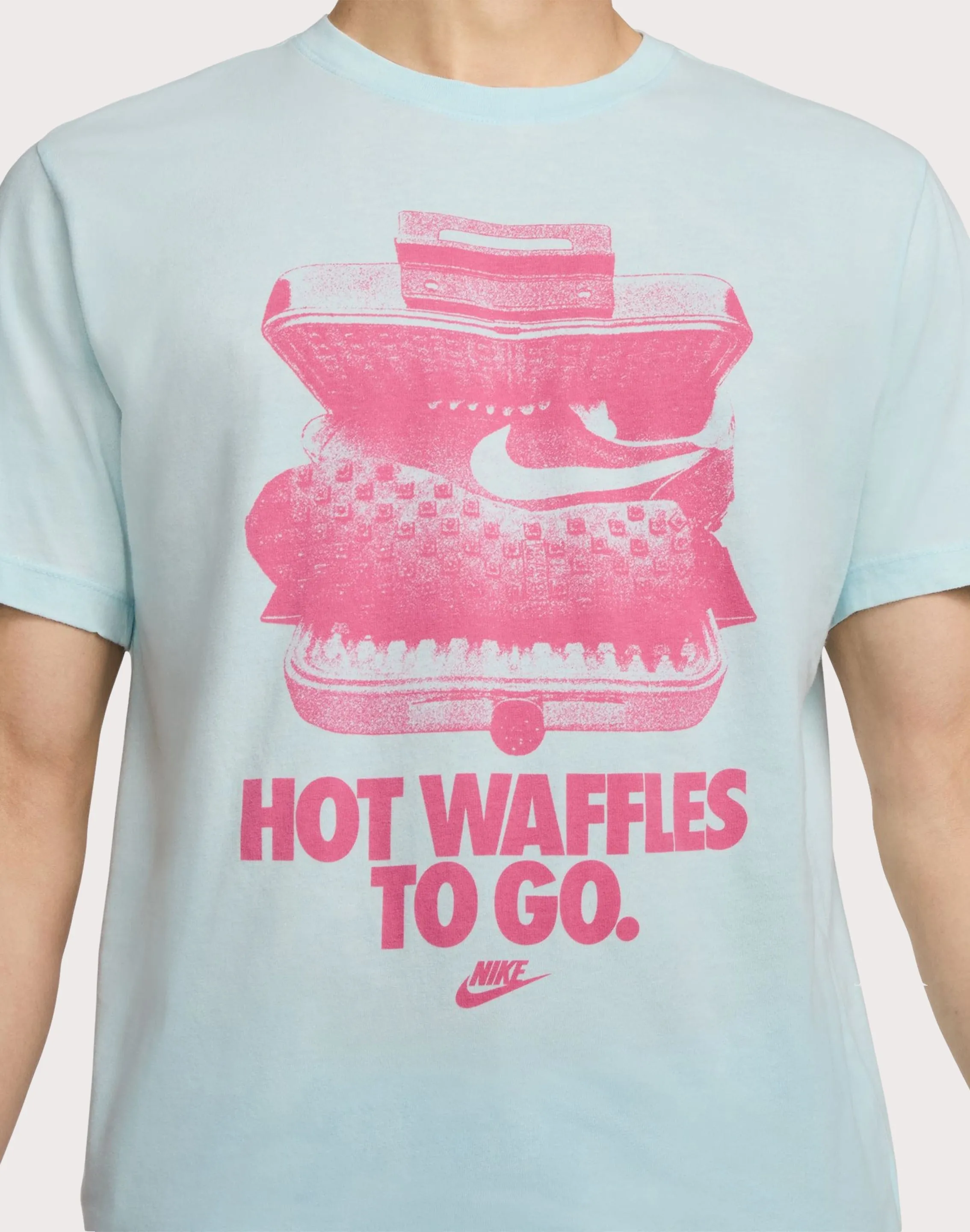 Nike Sportswear Tee