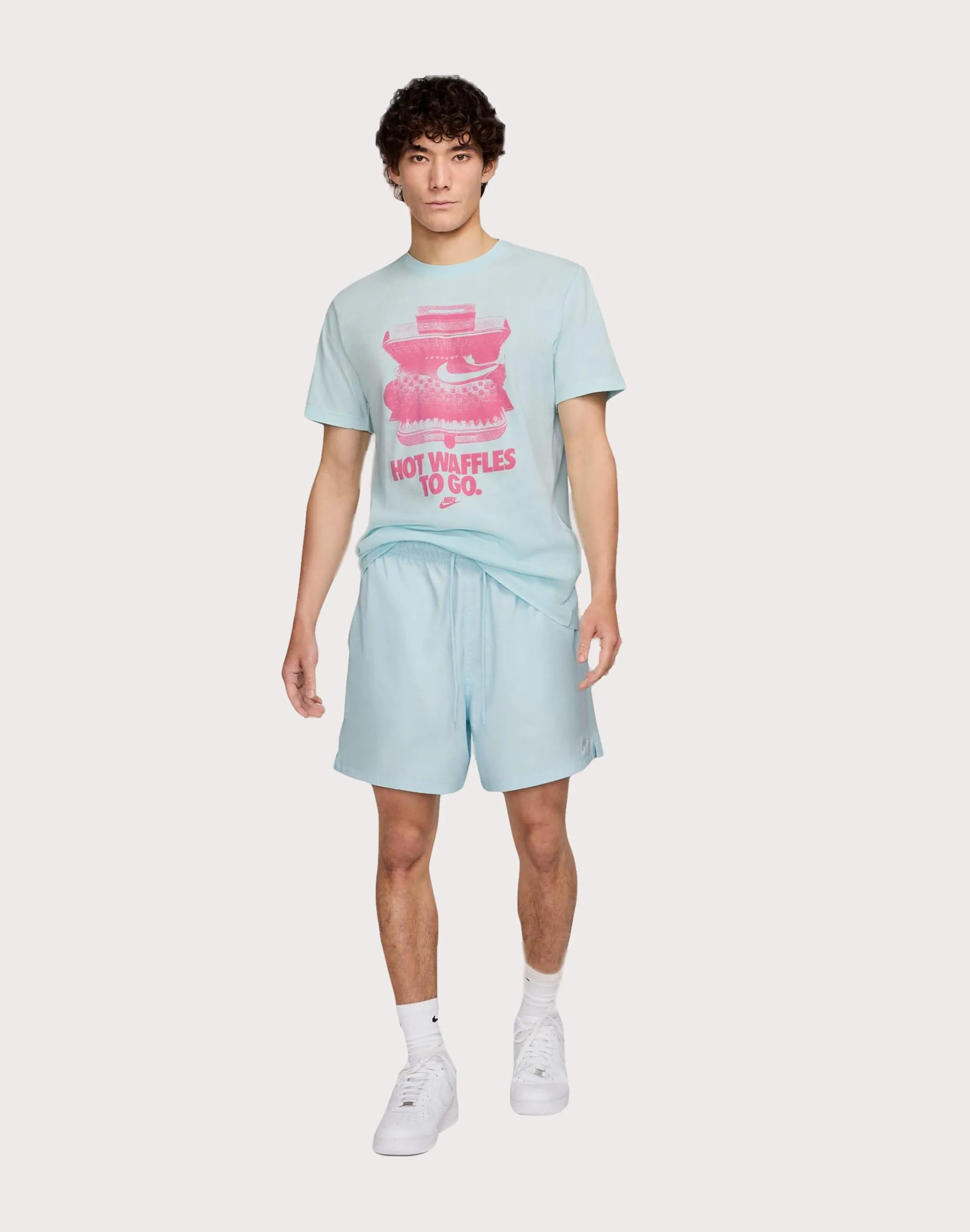 Nike Sportswear Tee