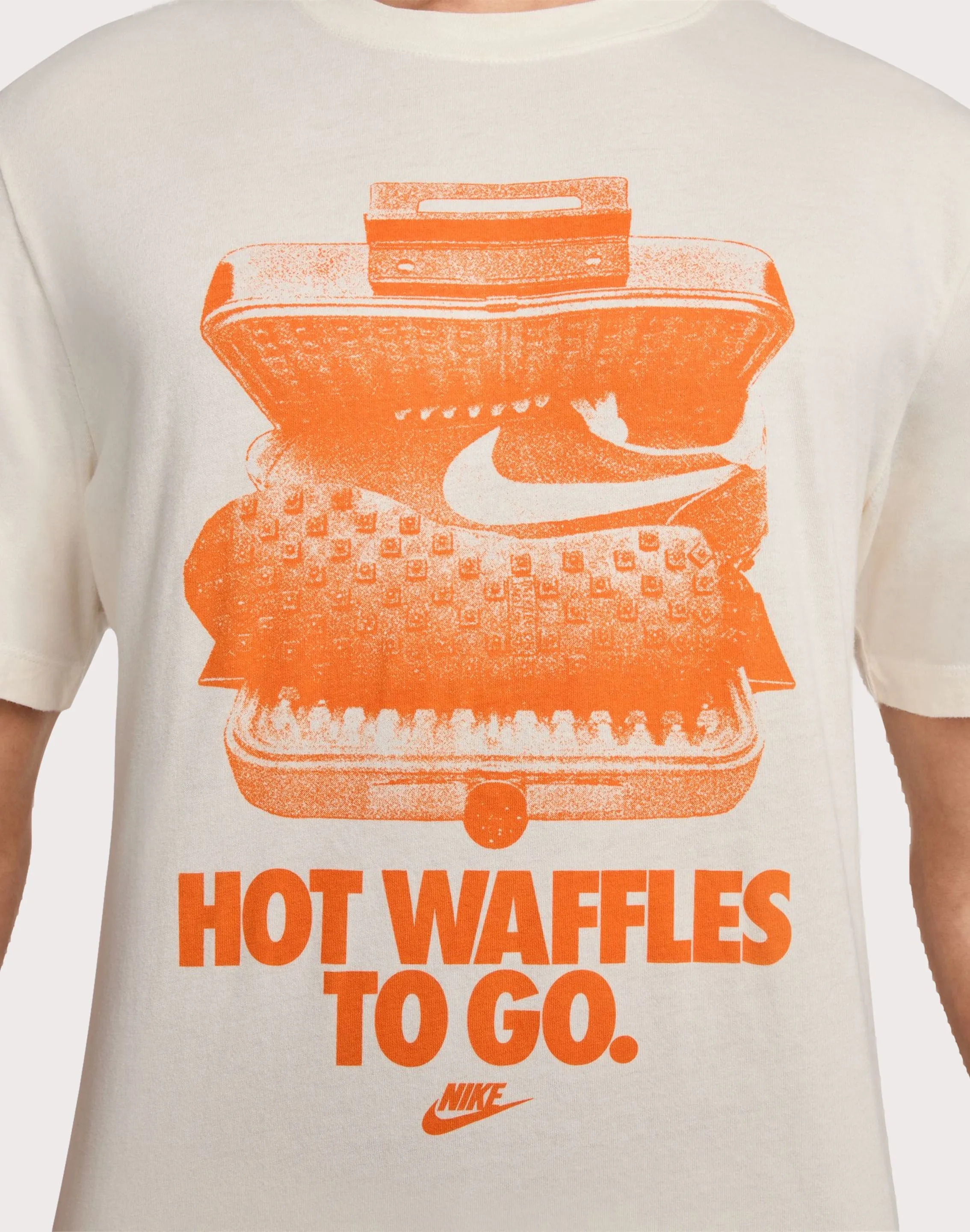 Nike Sportswear Tee