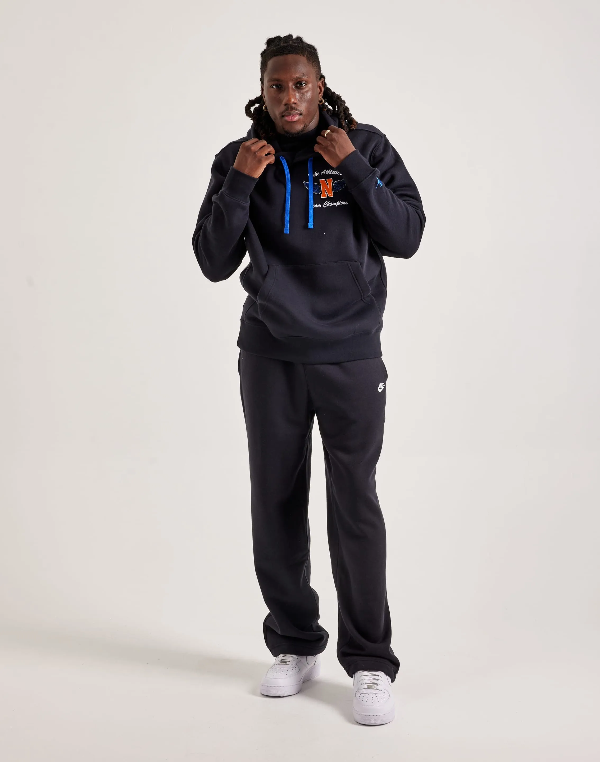 Nike Swoosh High Club Fleece Pullover Hoodie