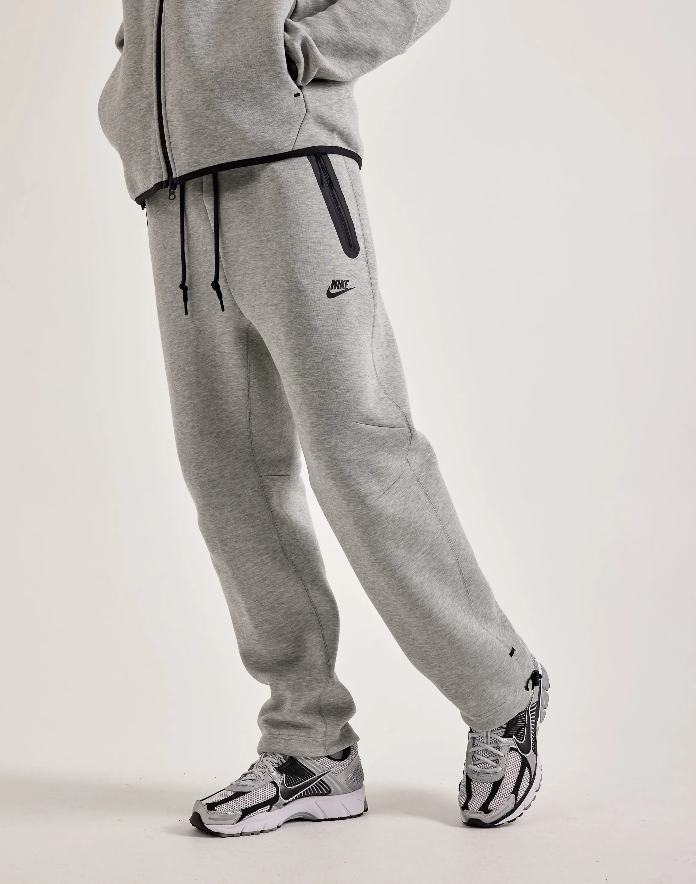 Nike Tech Fleece Open-Hem Pants
