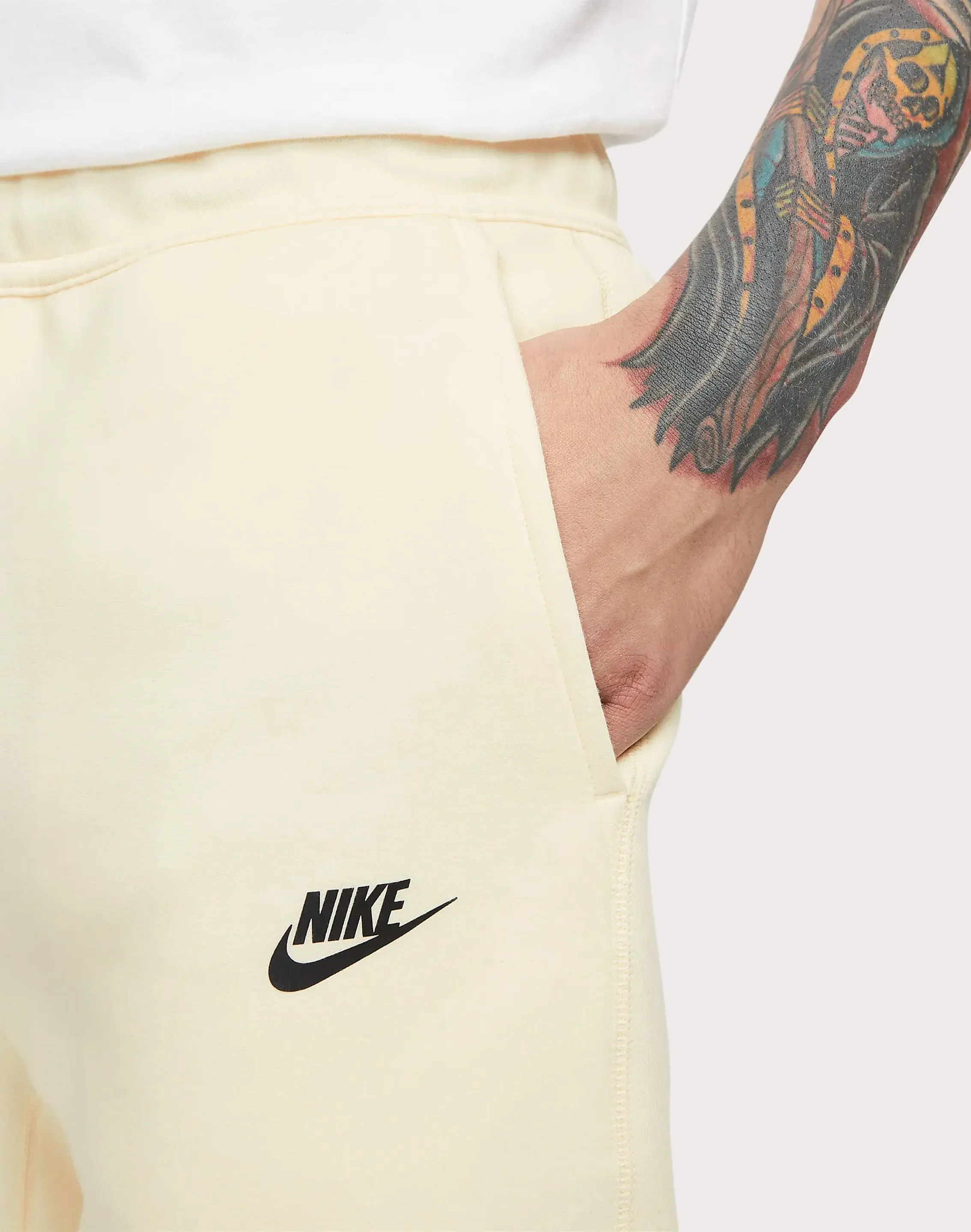 Nike Tech Fleece Slim-Fit Joggers