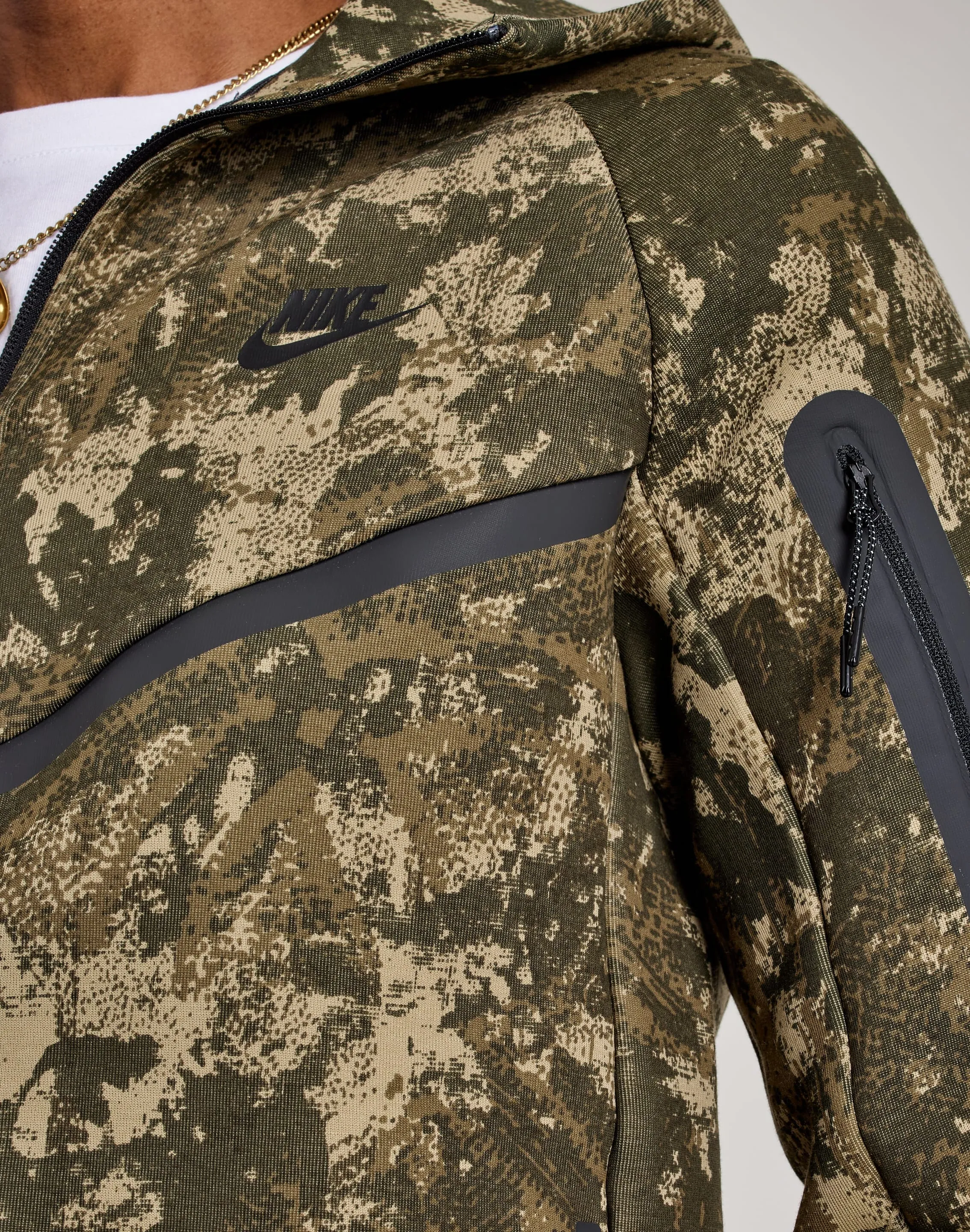 Nike Tech Fleece Windrunner Full-Zip Hoodie