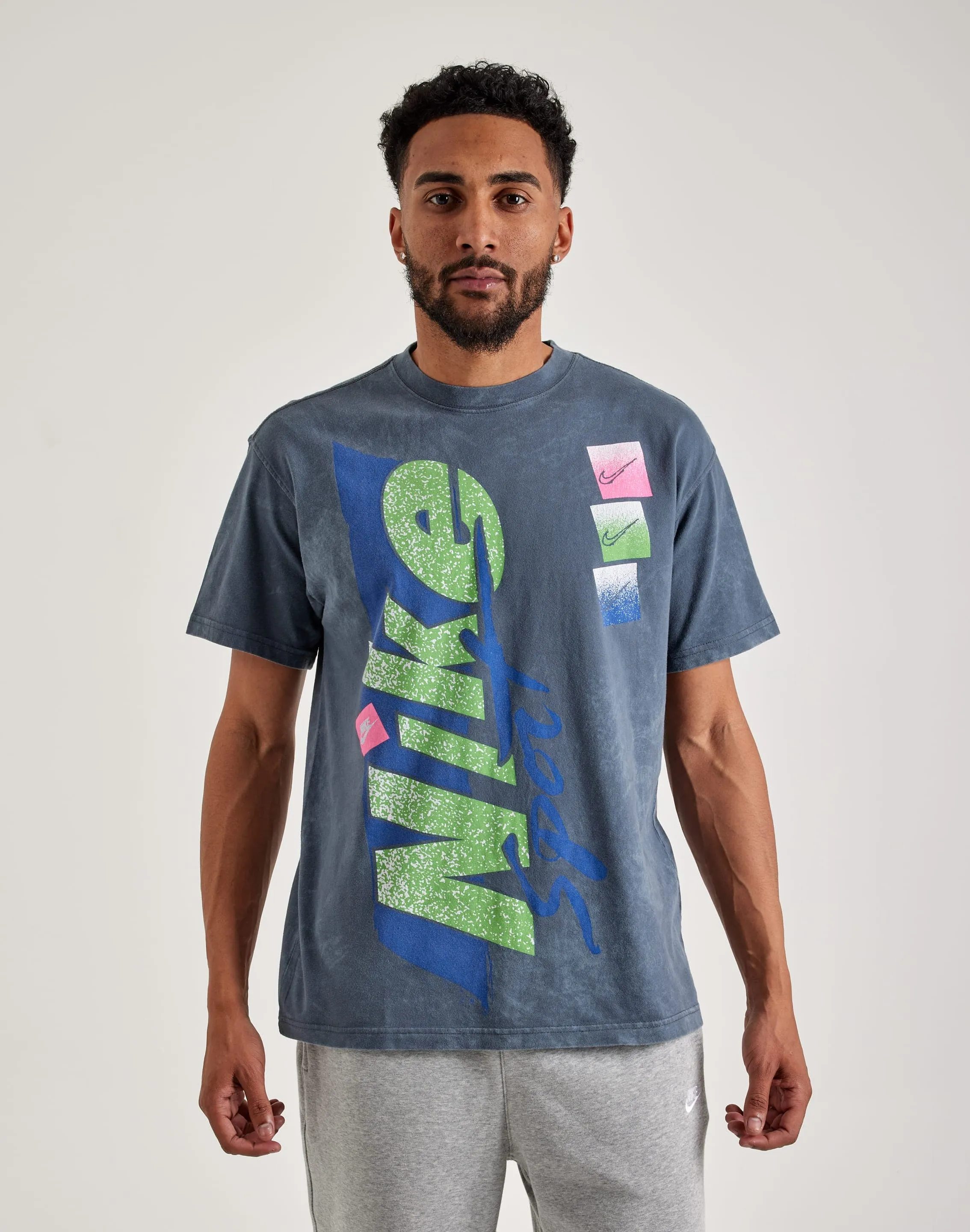 Nike Vintage '90s Tee