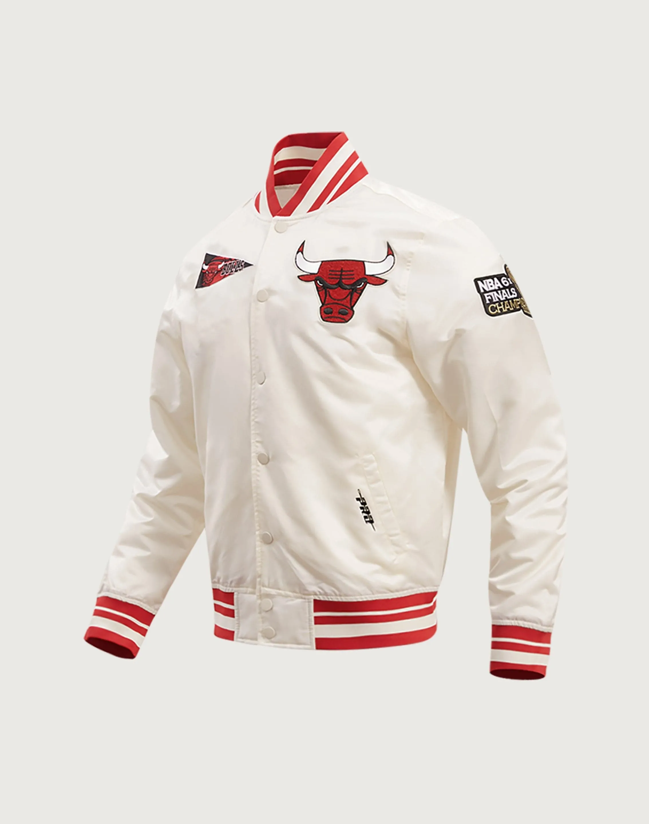 Pro Standard Chicago Bulls Retro Classic Rib Satin Jacket