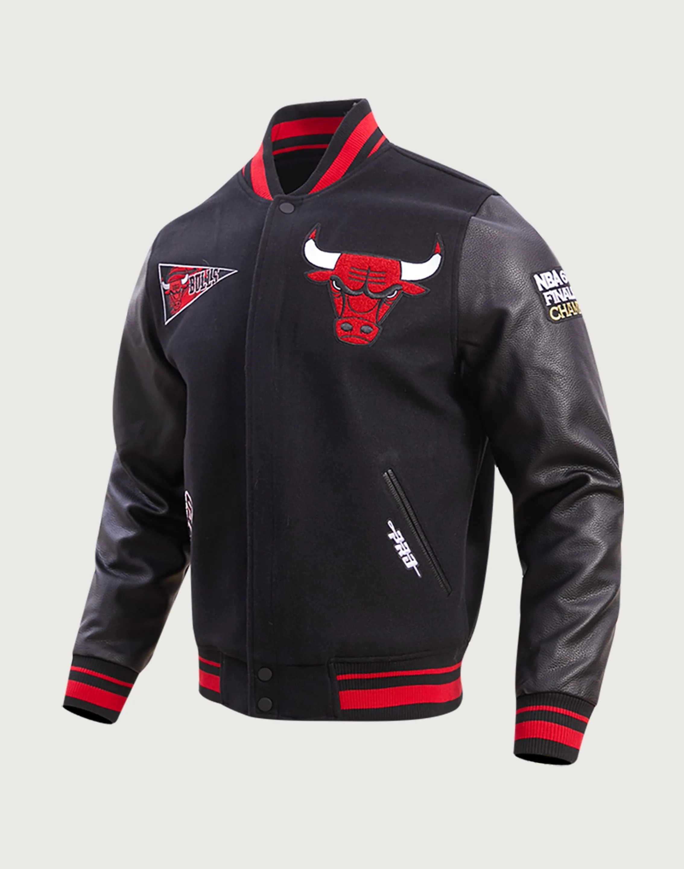 Pro Standard Chicago Bulls Retro Classic Rib Wool Varsity Jacket
