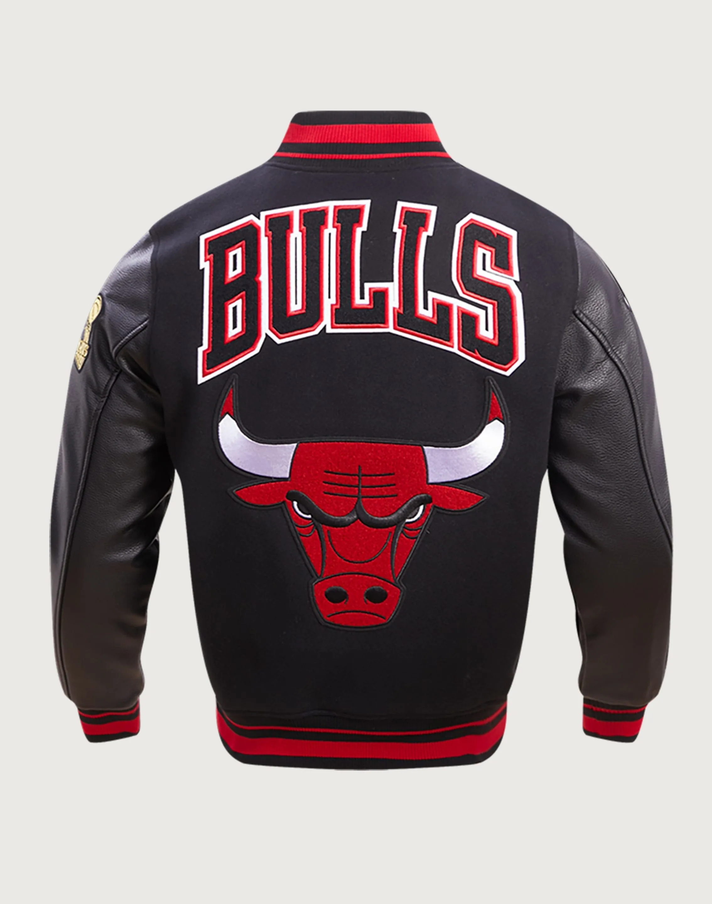 Pro Standard Chicago Bulls Retro Classic Rib Wool Varsity Jacket