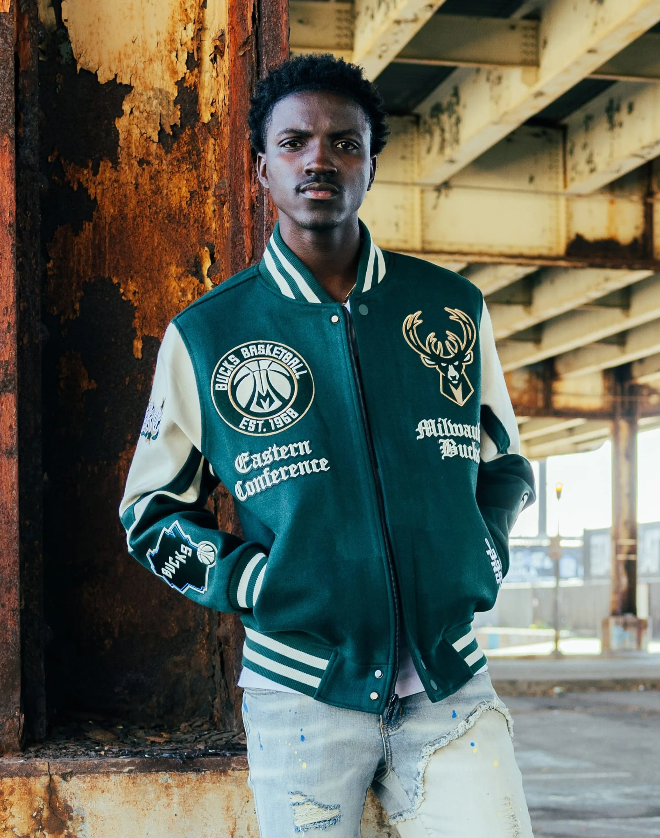 Pro Standard Milwaukee Bucks Varsity Jacket