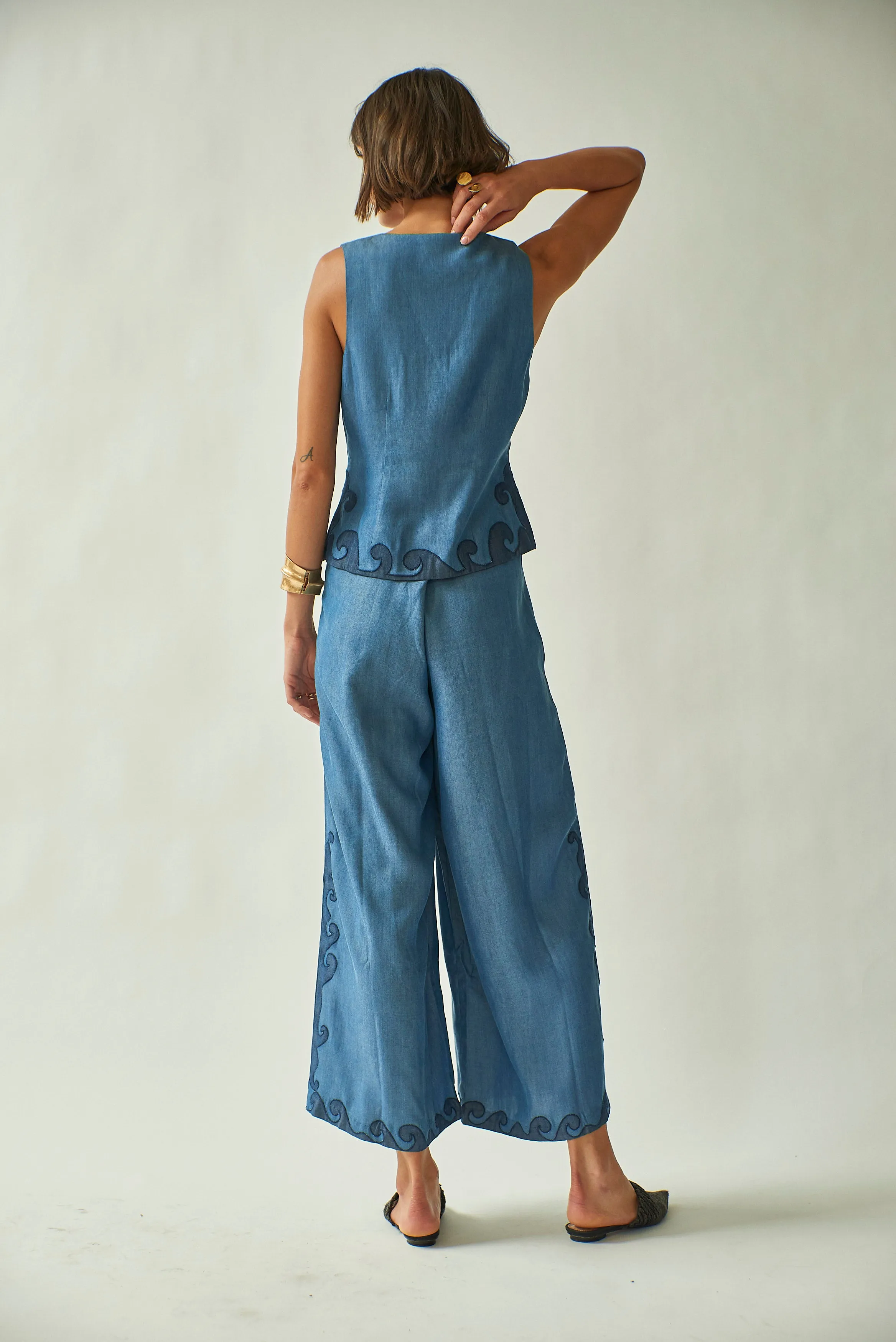 Rebekka Vest - Final Sale