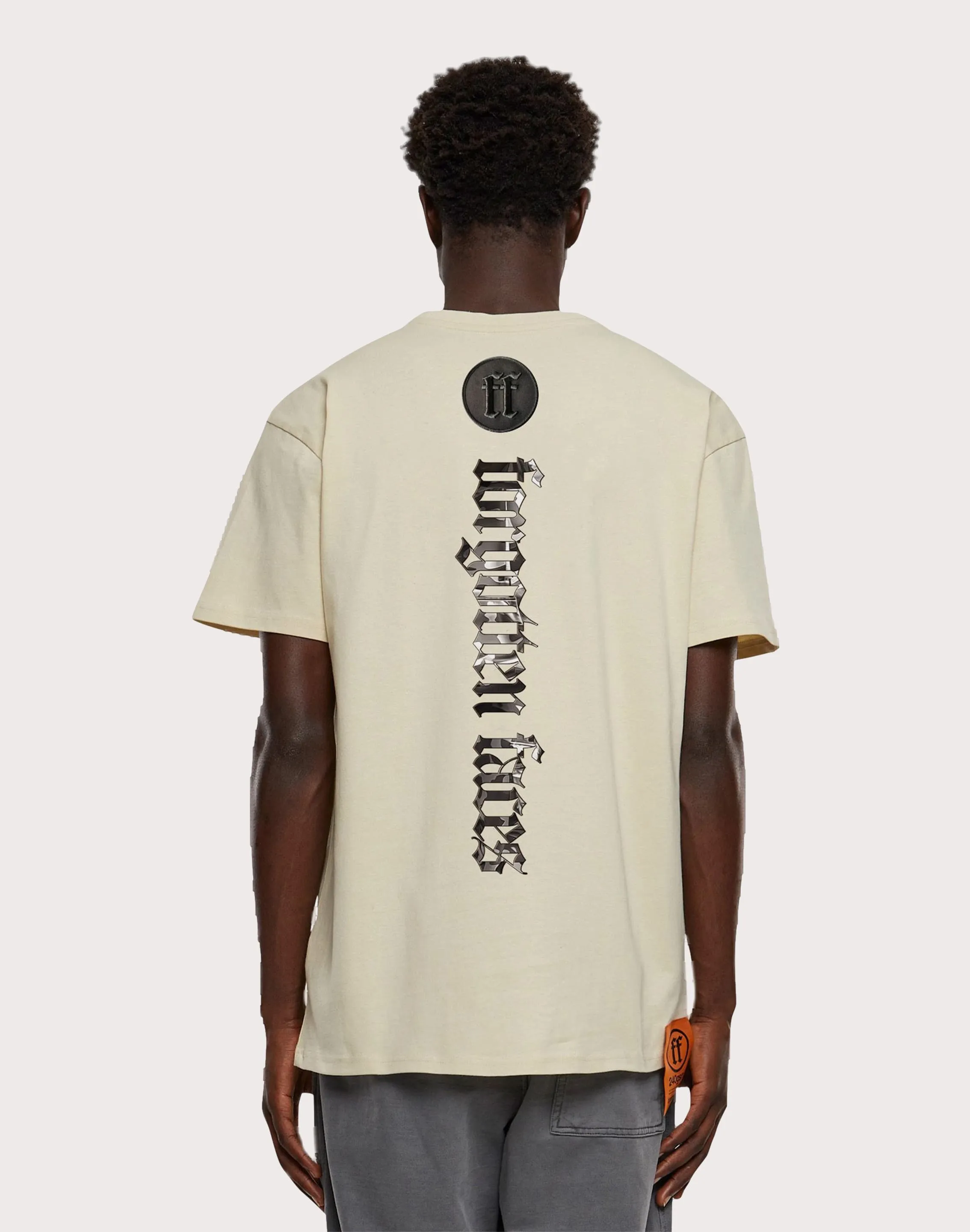 URBAN CLASSICS Forgotten Faces Forgotten Sand Tee